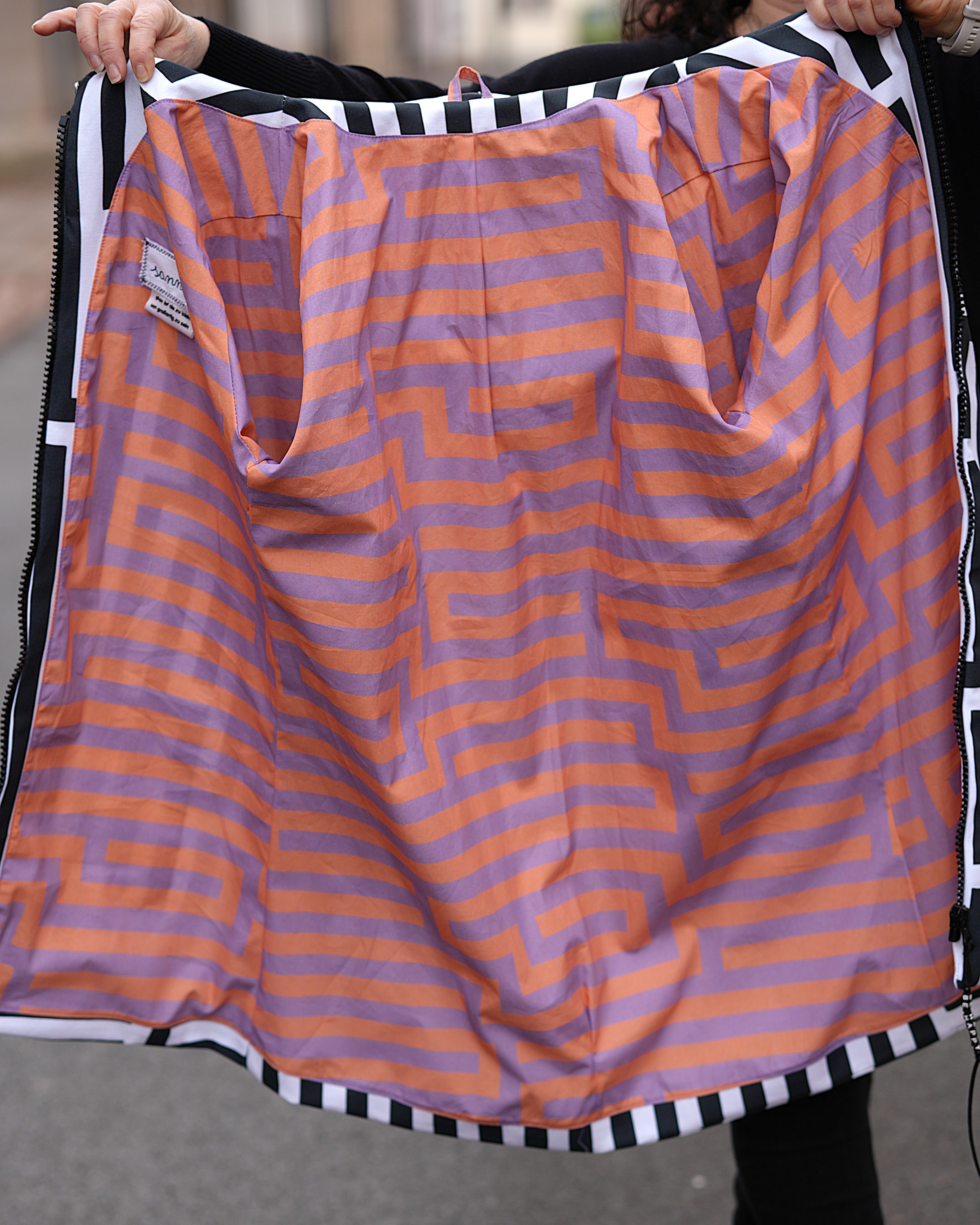 Bio Stoff - Gleichklang Horizontalstreifen flieder, koralle