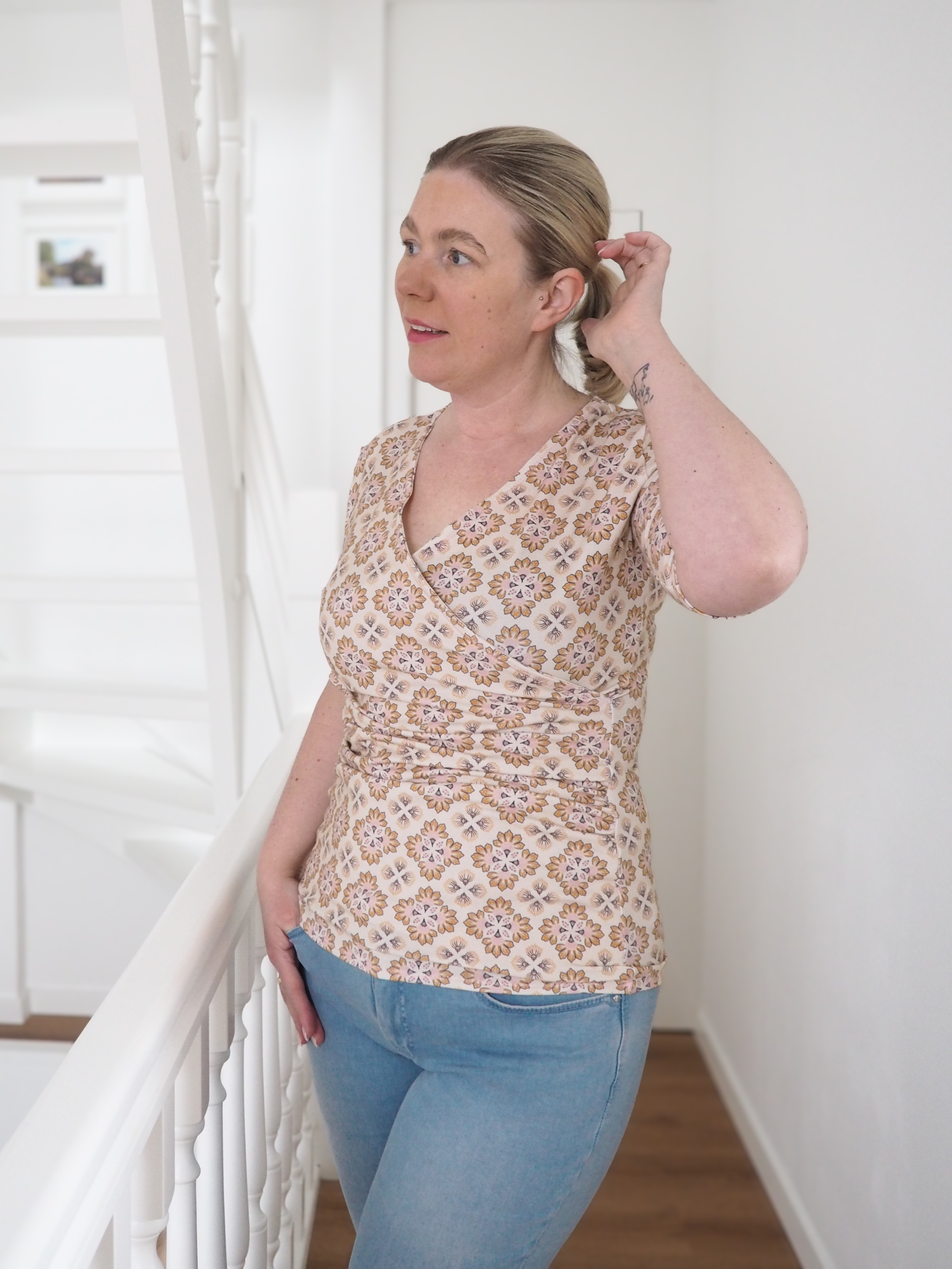 Organic Fabric  - Paisley Garden Kaleidoskop Beige