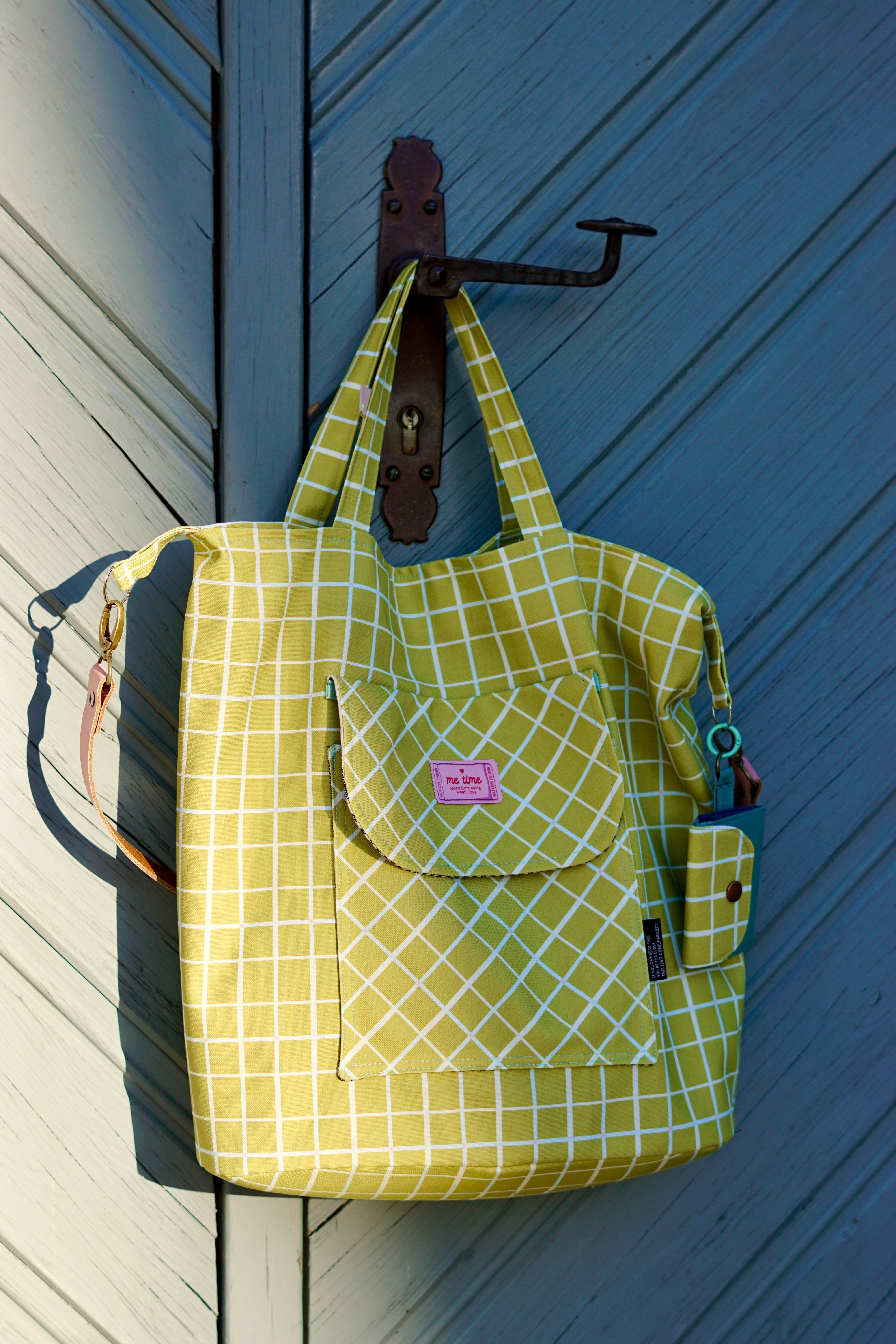 Organic fabric  -  Avocado Karo