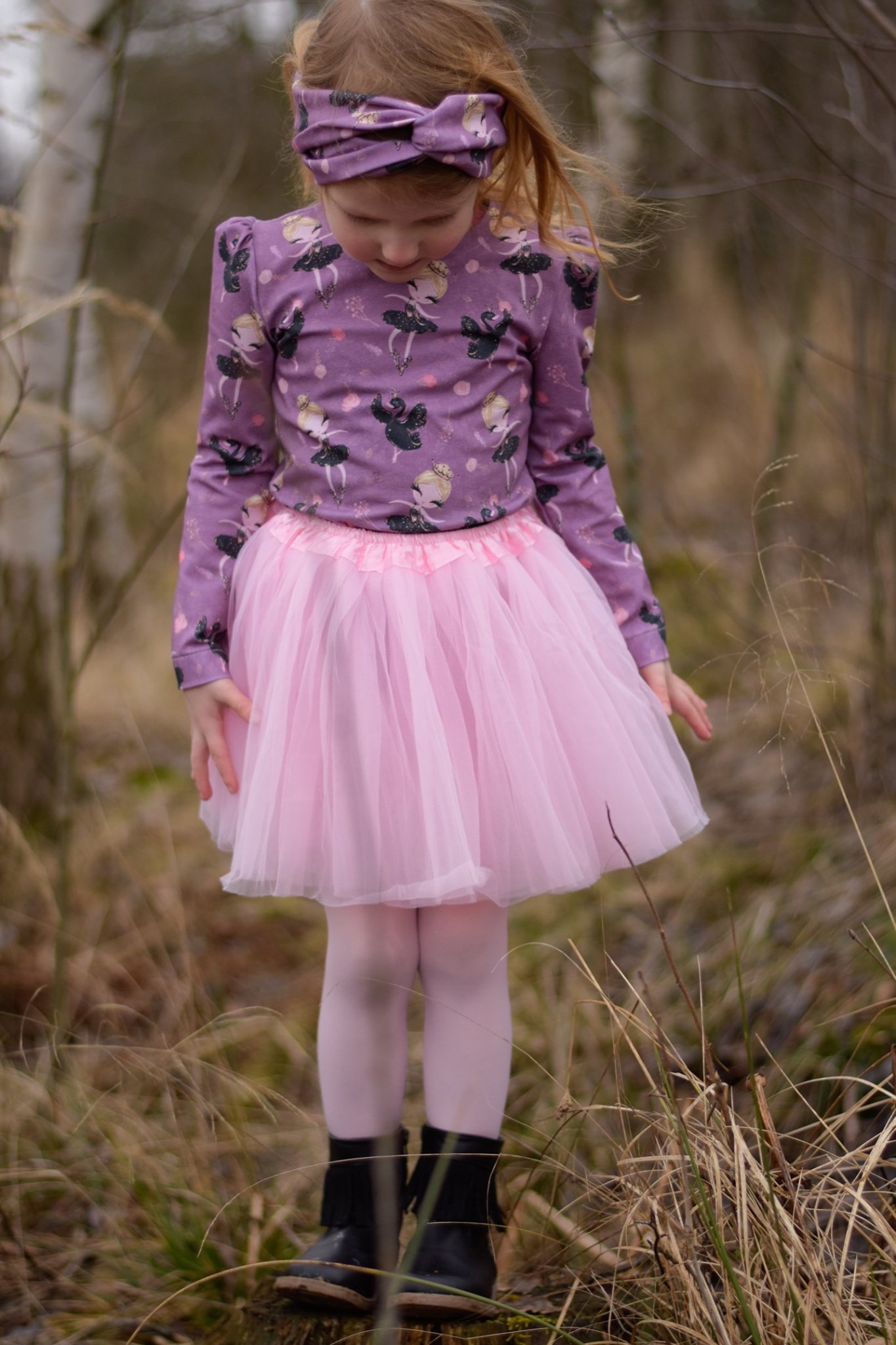 Bio Webware Stoff  -  Ballerina  - LilleSelection, Tiere, beere, 100% Bio-Baumwolle