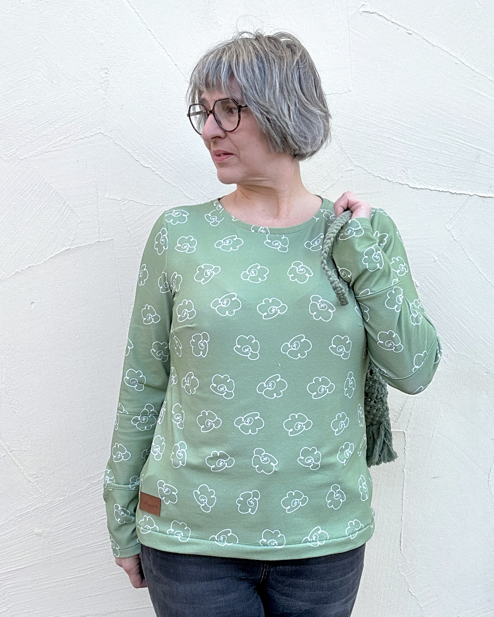 Bio Stoff  - Comic Flowers grün, klein