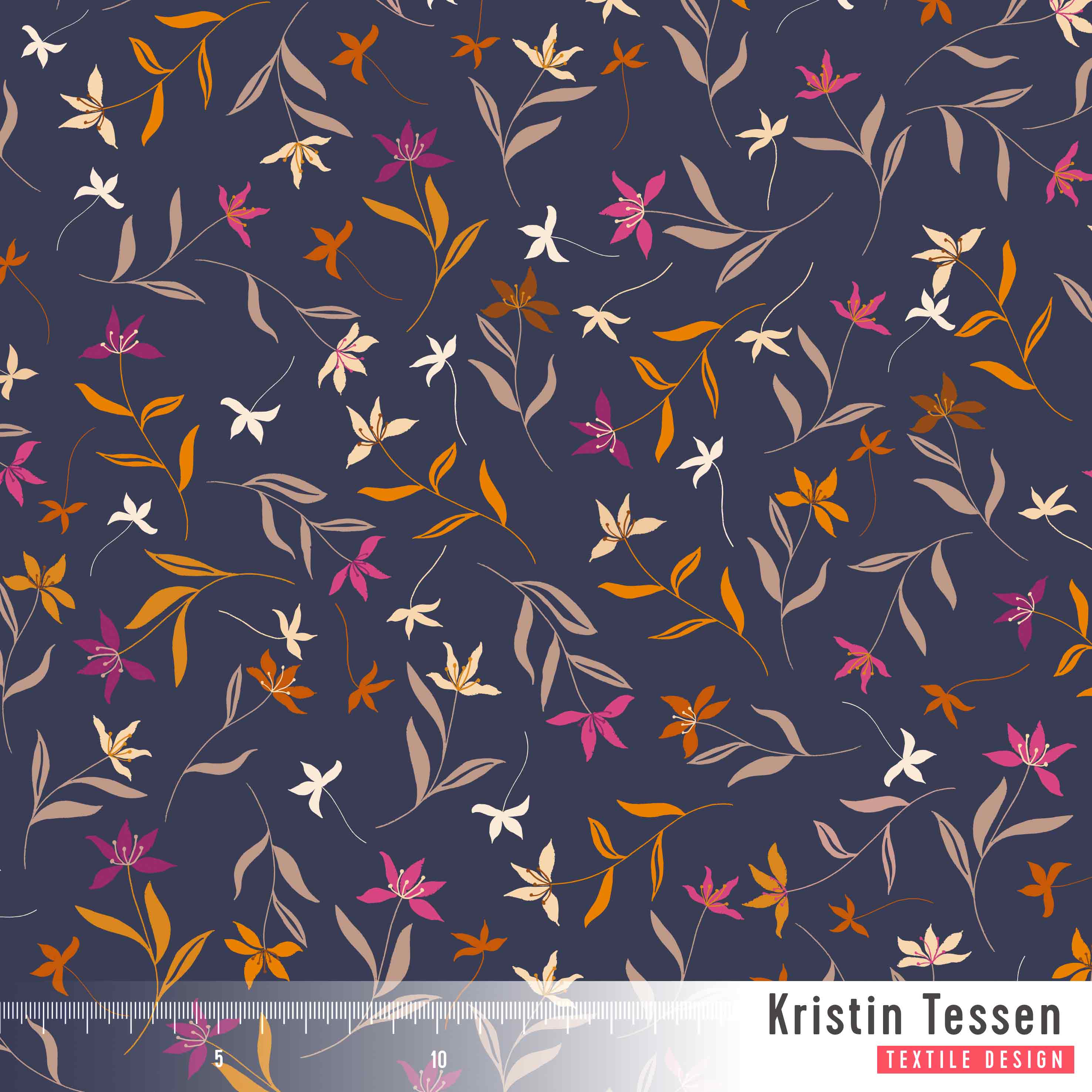 Bio Stoff - Bunte Blätter Dunkelblau von Kristin Tessen in blau