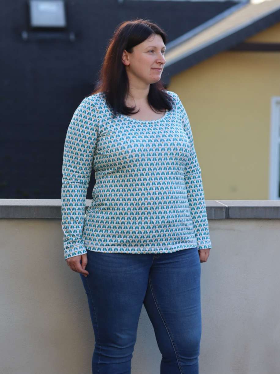 Bio Stoff - Flies Dark von Annick in blau