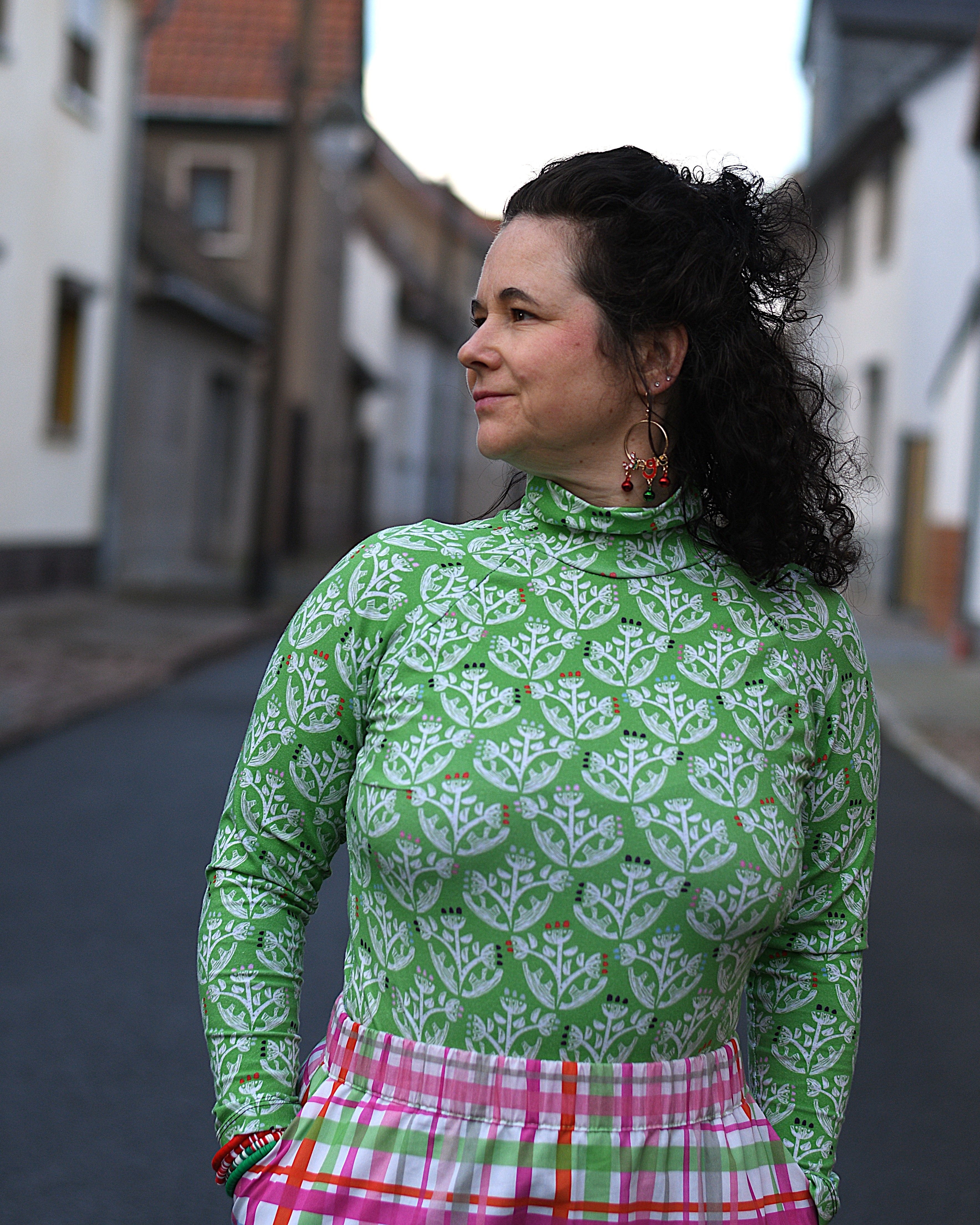 Bio Stoff - Colorful Christmas Flowers grün