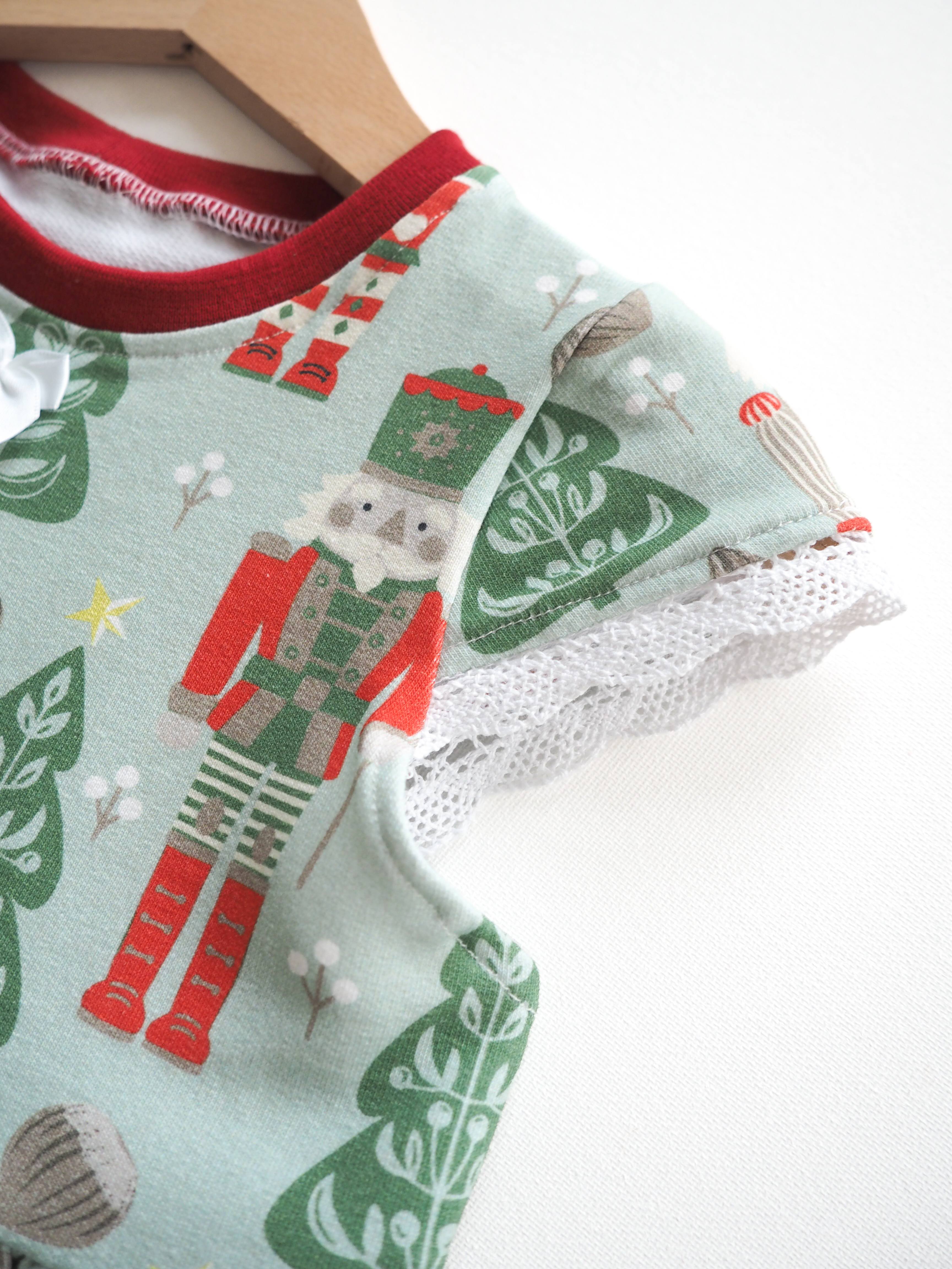 Bio Stoff  - Traditional Christmas Nutcracker icy mint - Annick