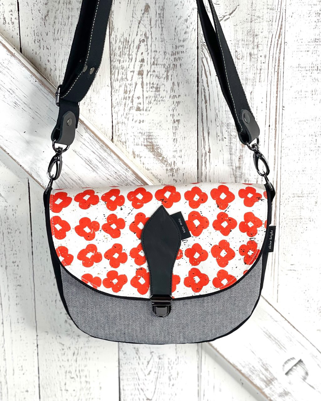 Organic Fabric - Nordic Living Flowers Red