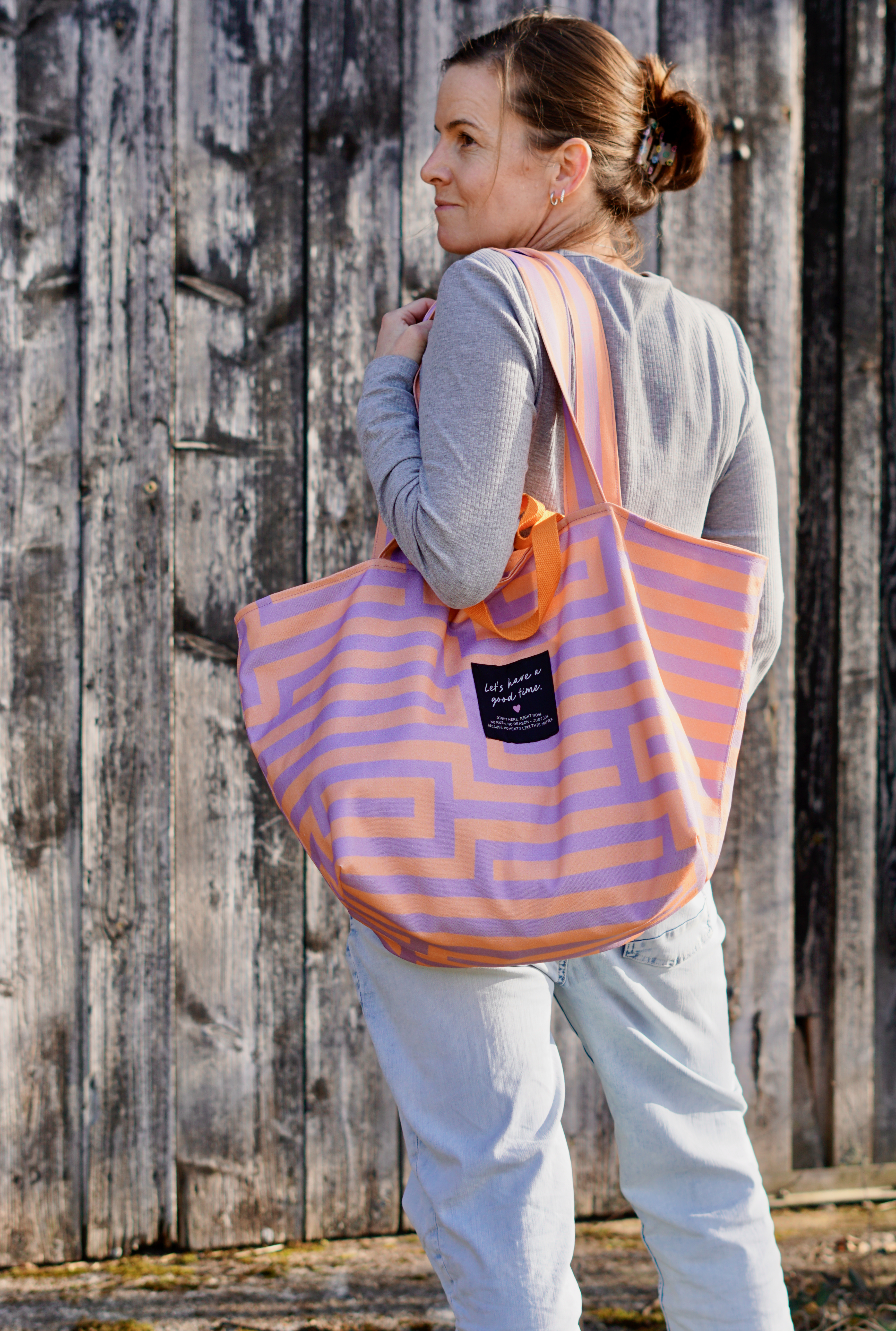 Bio Stoff - Gleichklang Vertikalstreifen flieder, koralle