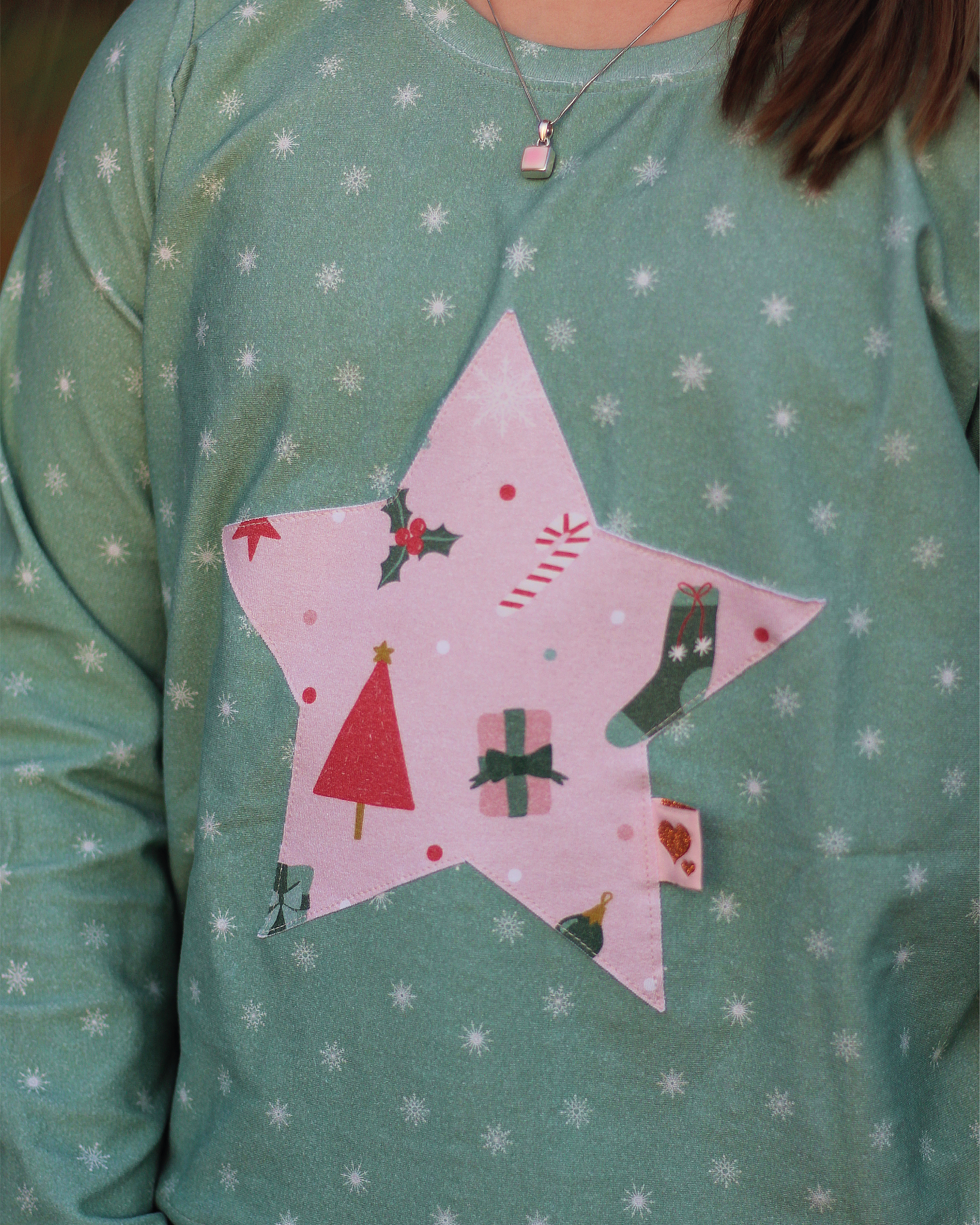 Organic Fabric - Snowflakes green