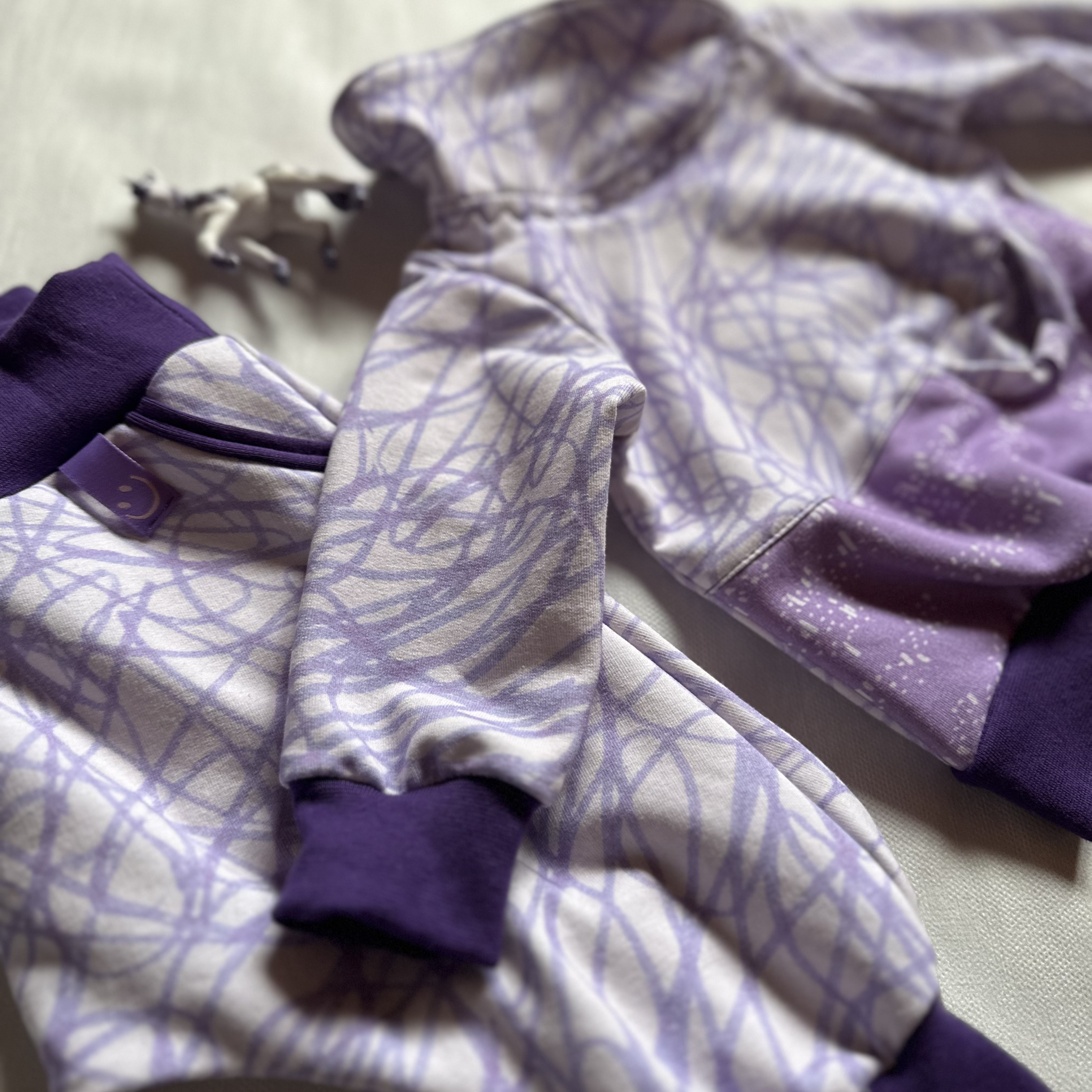 Bio Fabric - Ice Lines cinnamon, creme