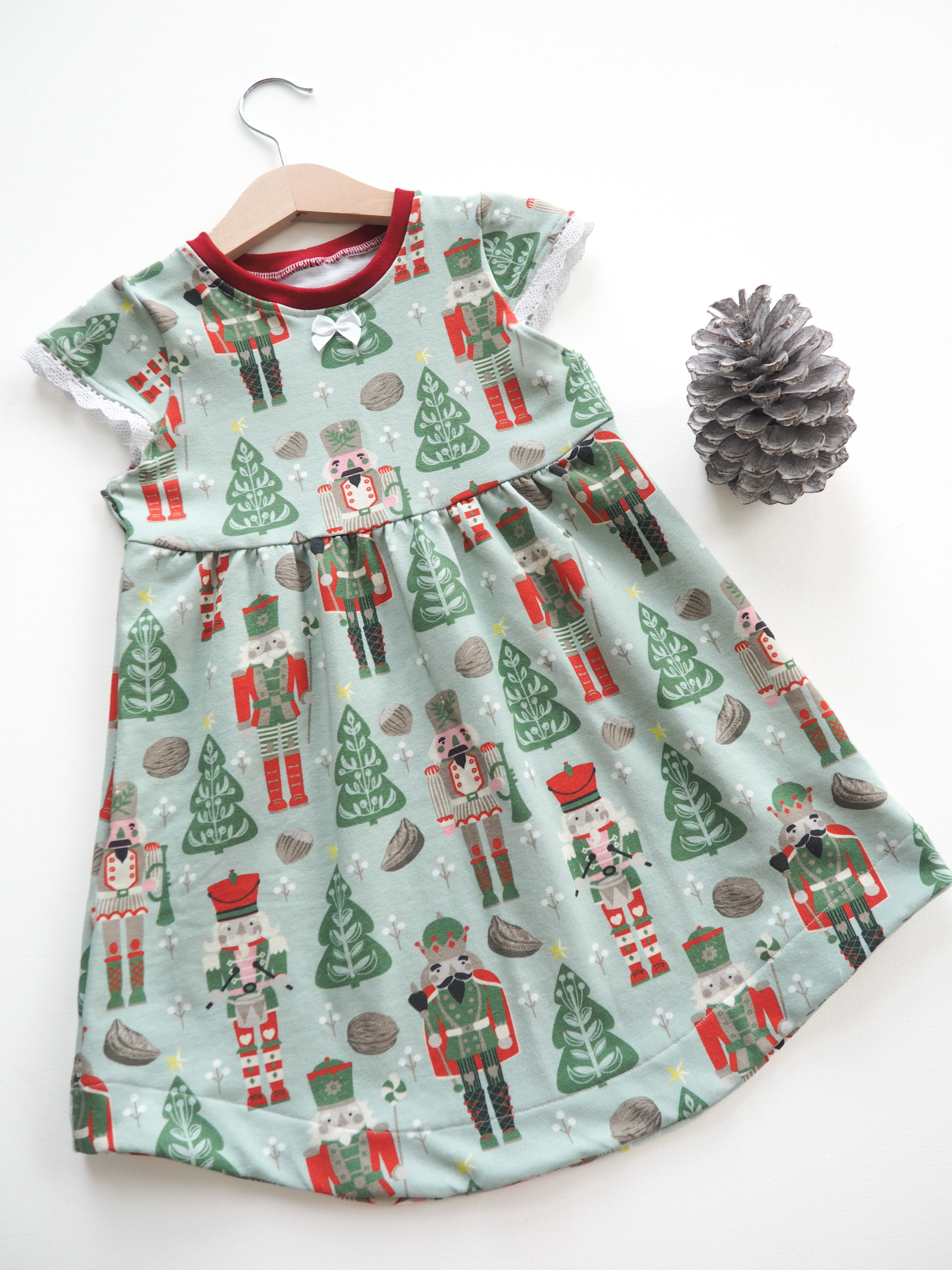 Bio Stoff  - Traditional Christmas Nutcracker icy mint - Annick