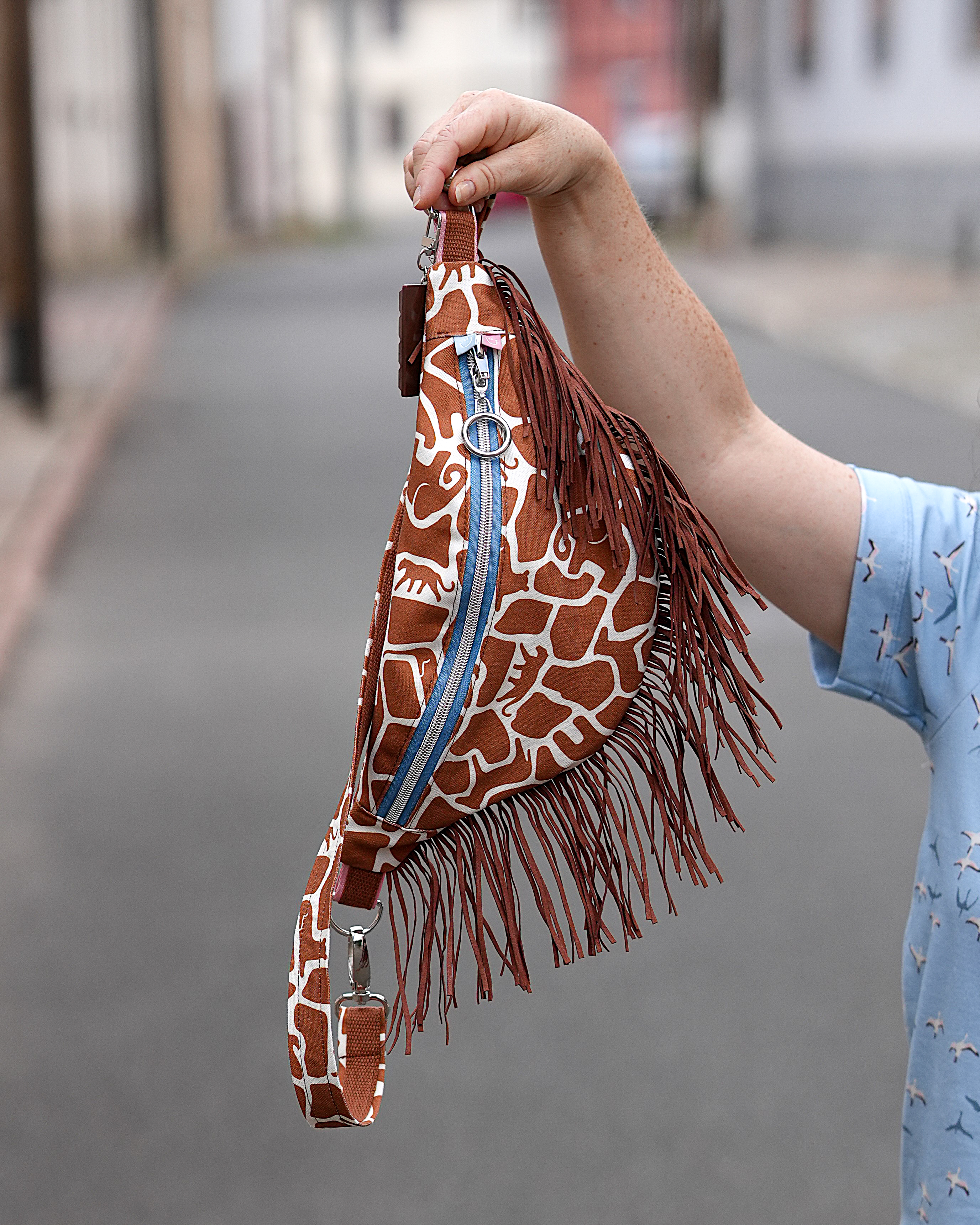 Organic fabric - Safari Luxe Giraffen Labyrinth brown