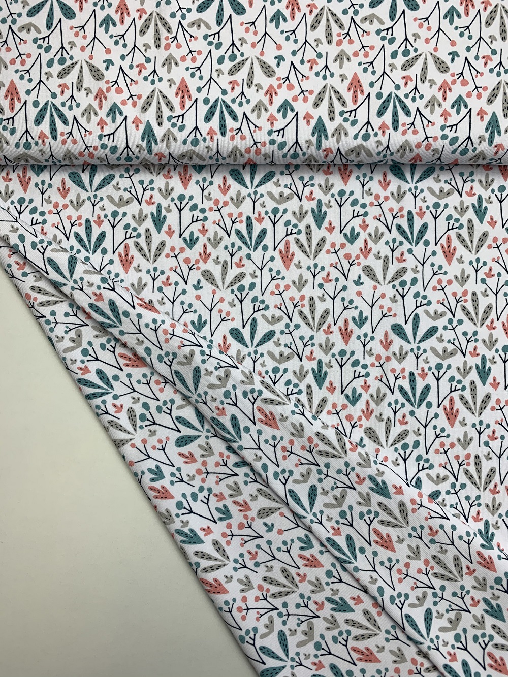 Bio Webware Stoff - Lille Woodland Leaves - LilleSelection, creme, Bäume & Palmen, Floral & Blumen, grün, 100% Bio-Baumwolle Bio Webware Stoff - Lille Woodland Leaves - LilleSelection, creme, Bäume & Palmen, Floral & Blumen, grün, 100% Bio-Baumwolle