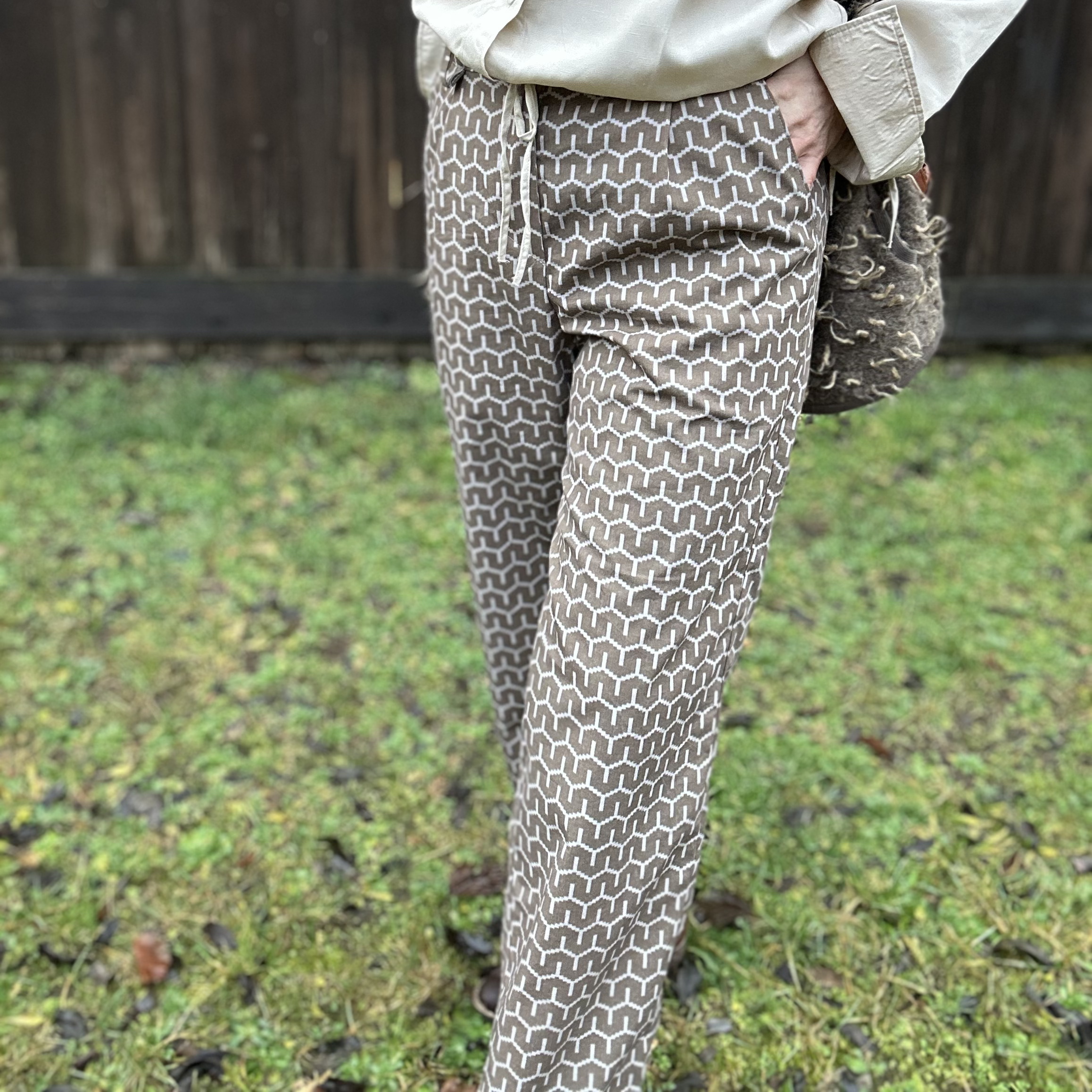 Bio Stoff - Woven Geometrics Waves lila, pink