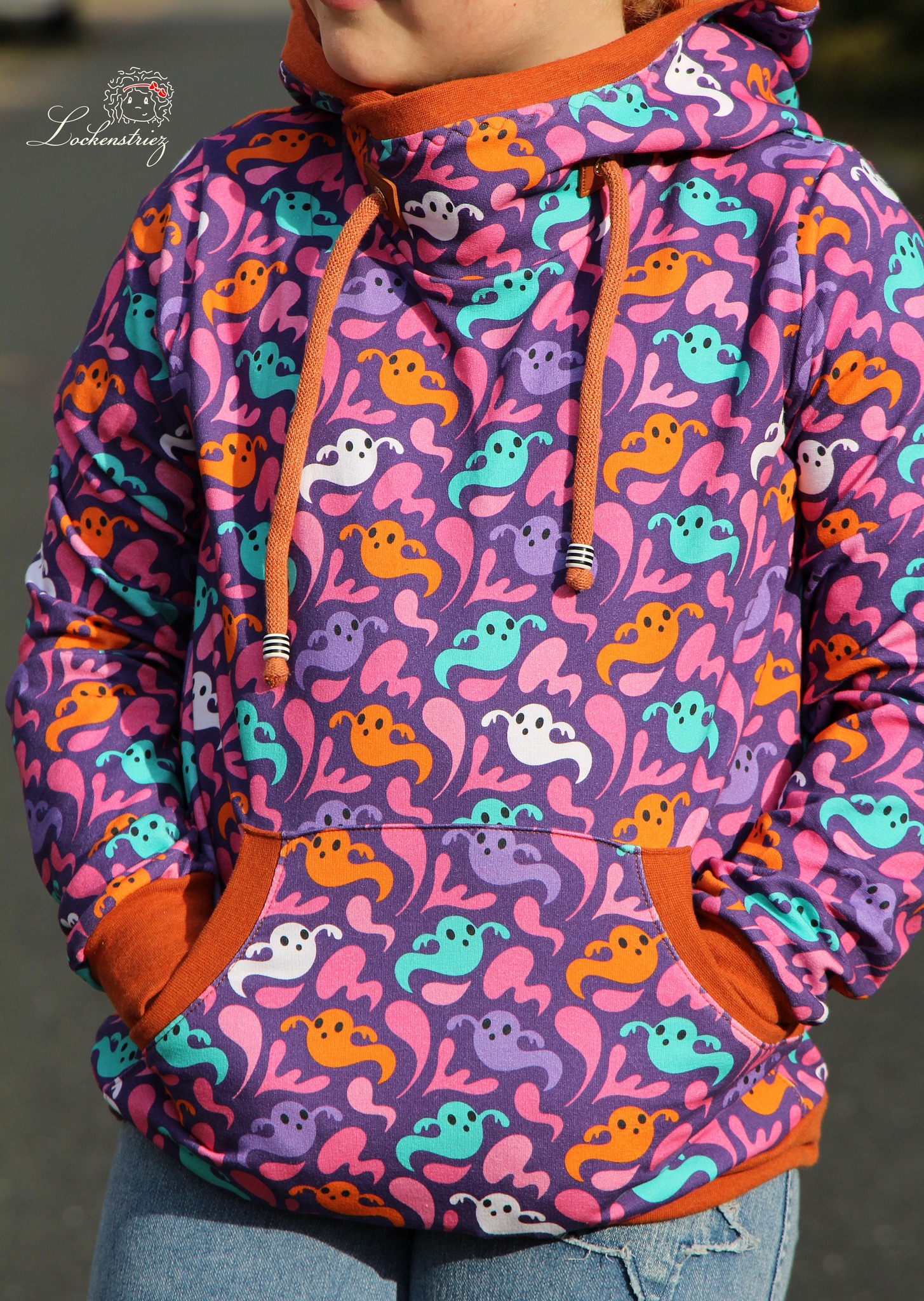 Bio Webware Stoff  -  Spuuk Party Nacht  - Fummelhummel, Halloween, lila, 100% Bio-Baumwolle