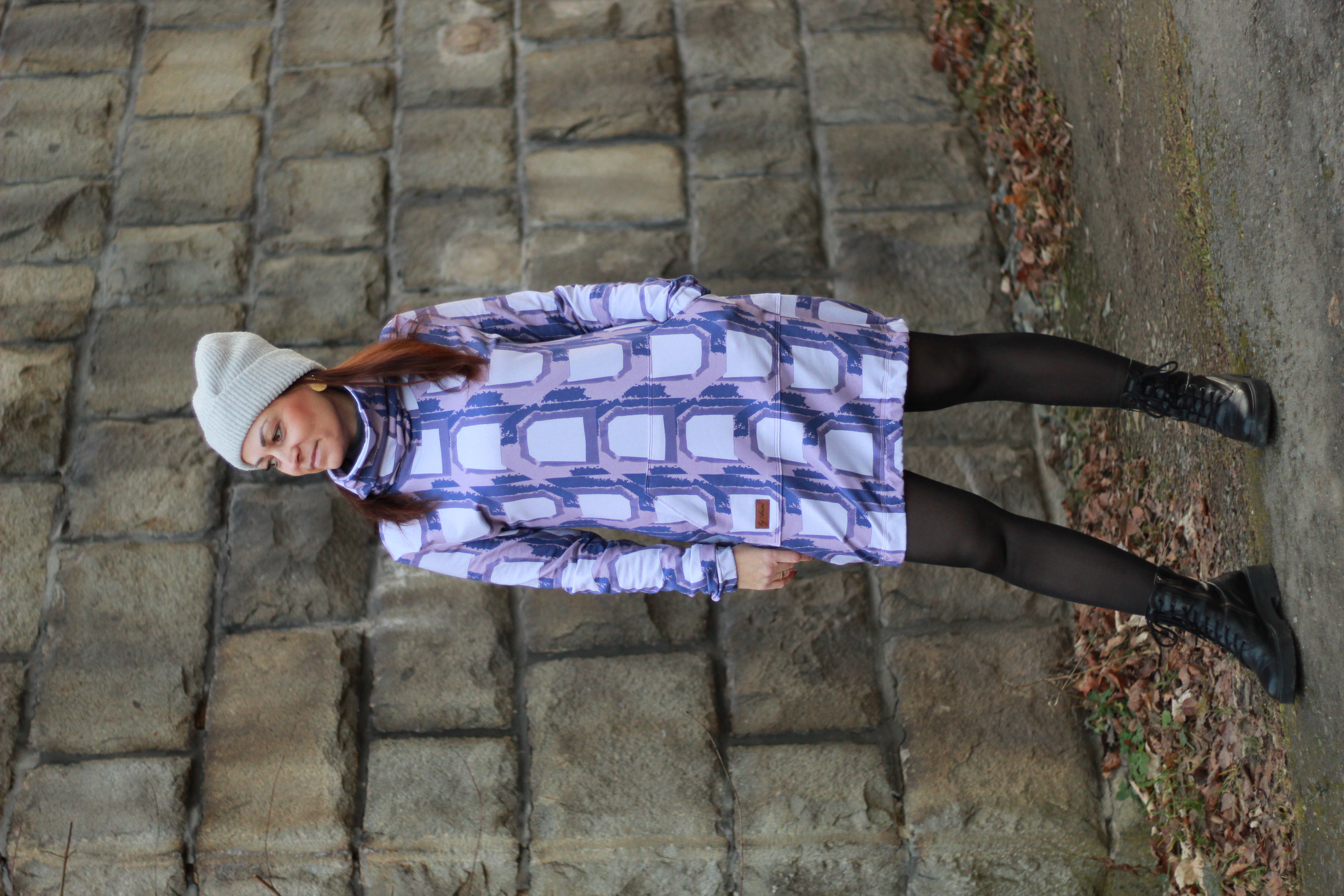 Bio Fabric - Abstract Wildness Check purple, large