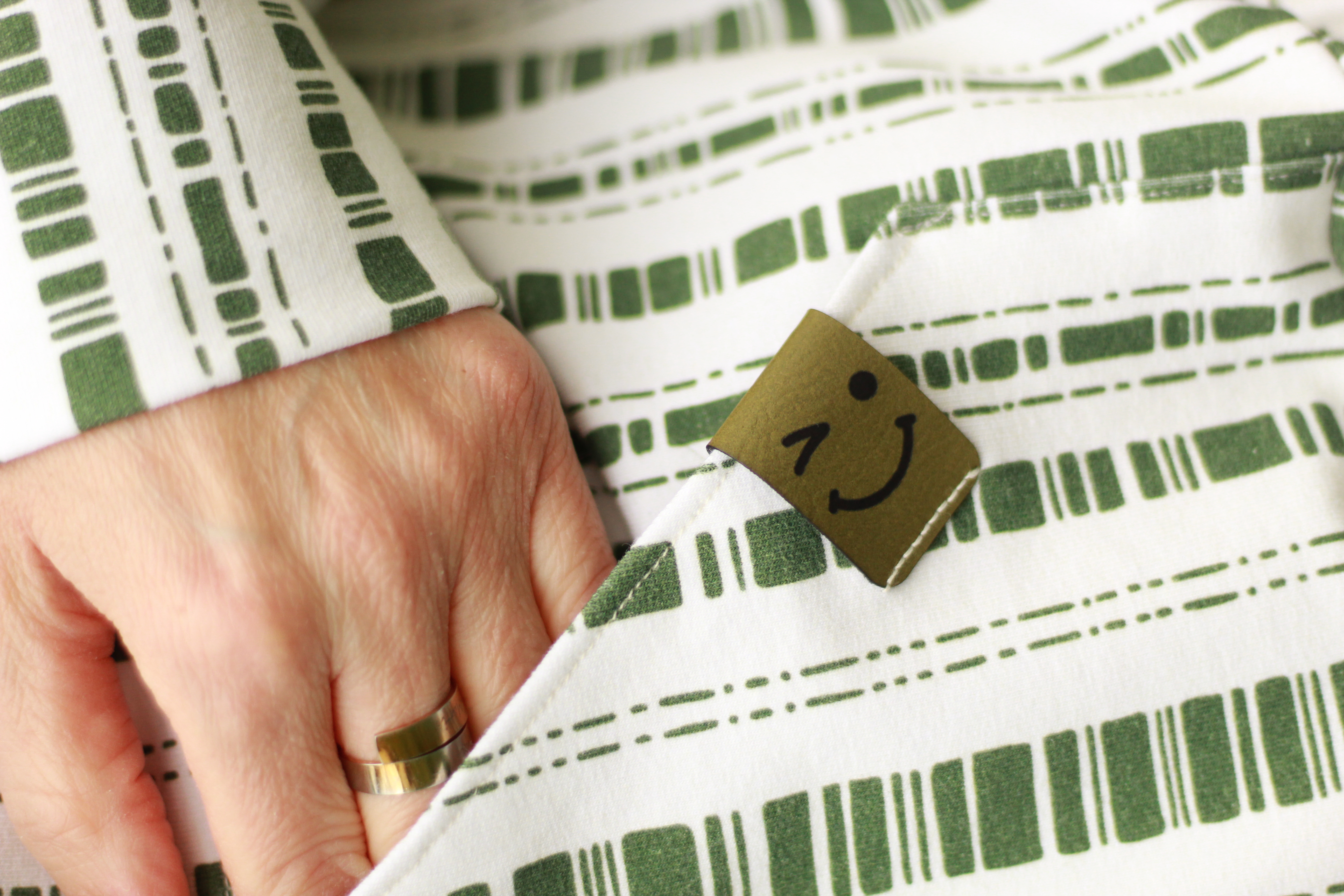 Bio Stoff  - Neo Tropica Boho Streifen grün