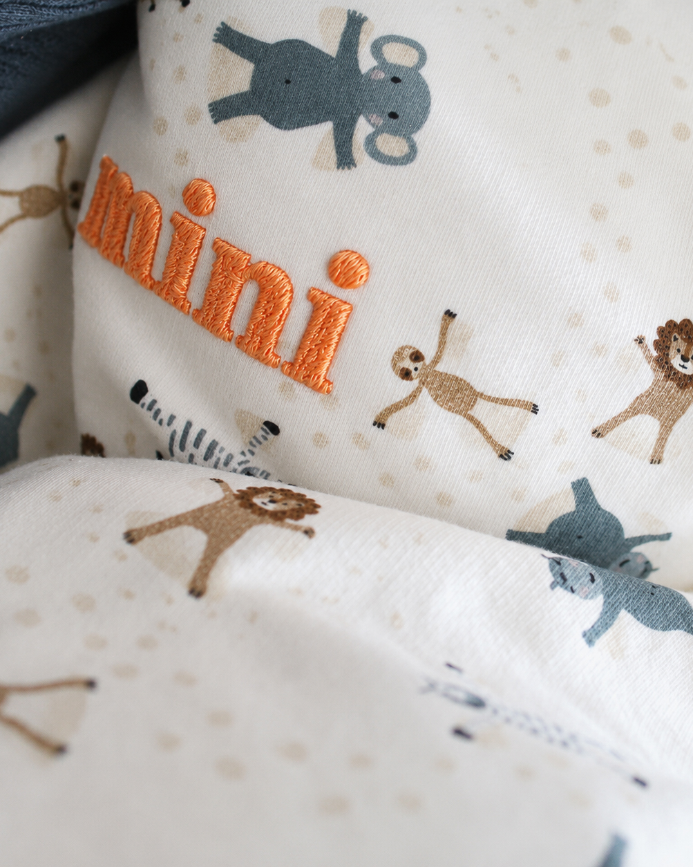 Organic fabric - Safari Luxe Sandengel Tiere