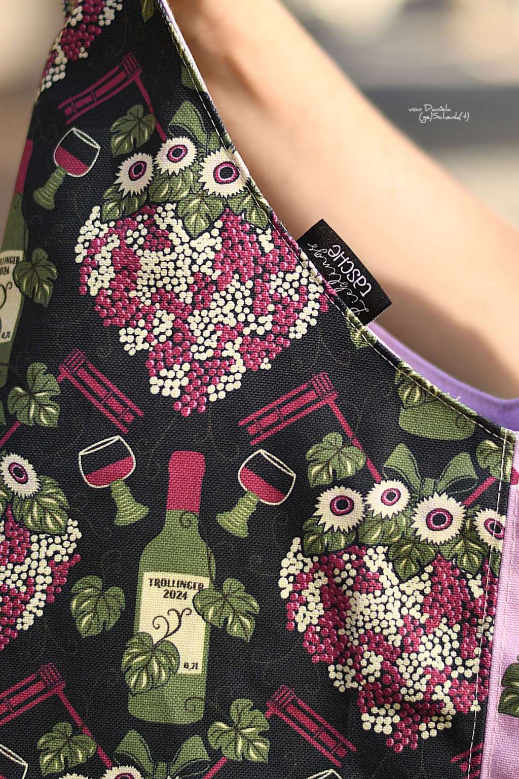 Bio Fabric - Kirbe Karo Bordeaux by Alexandra Weise in bordeaux