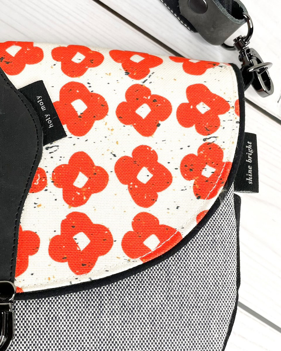 Organic Fabric - Nordic Living Flowers Red