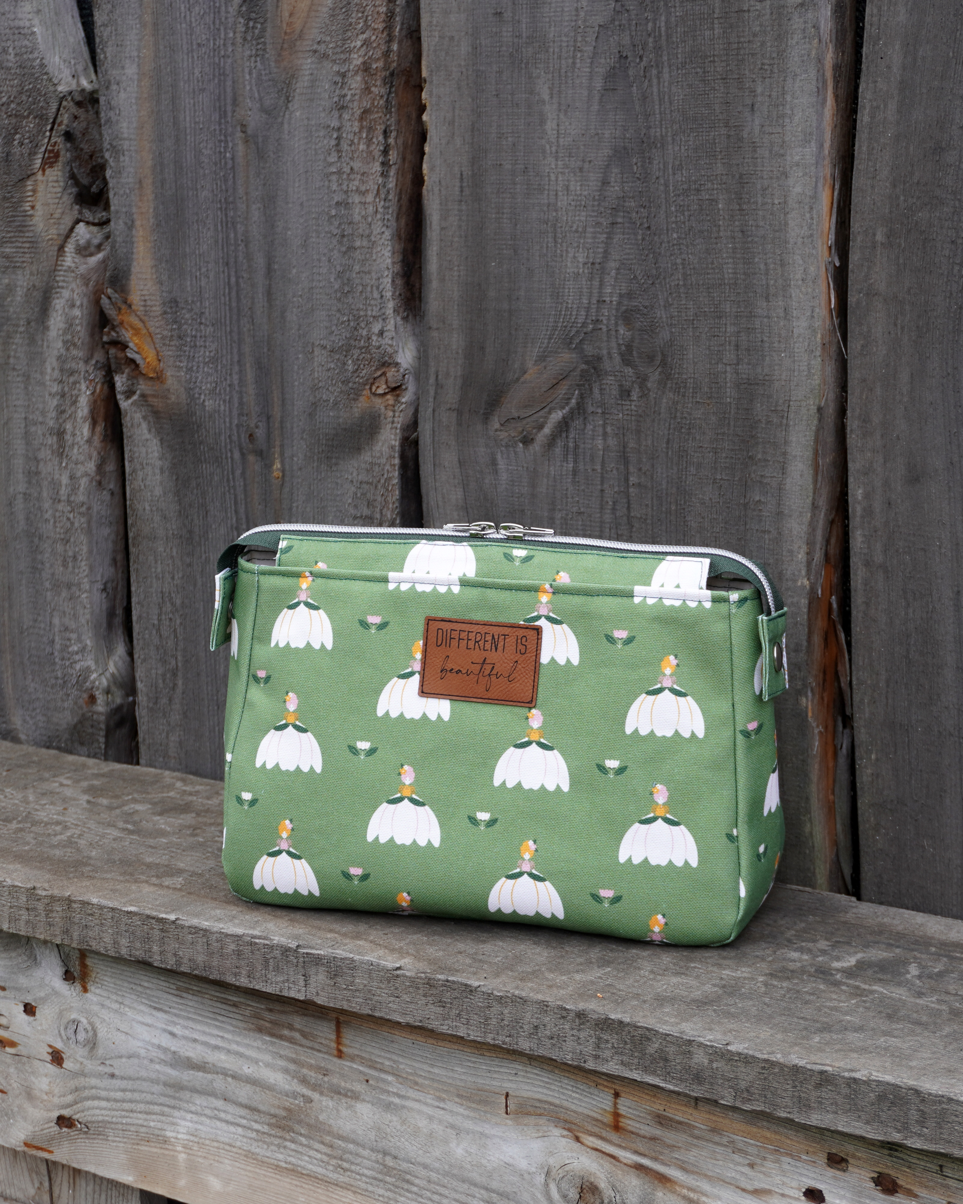 Bio Stoff  - Blumenmädchen grün