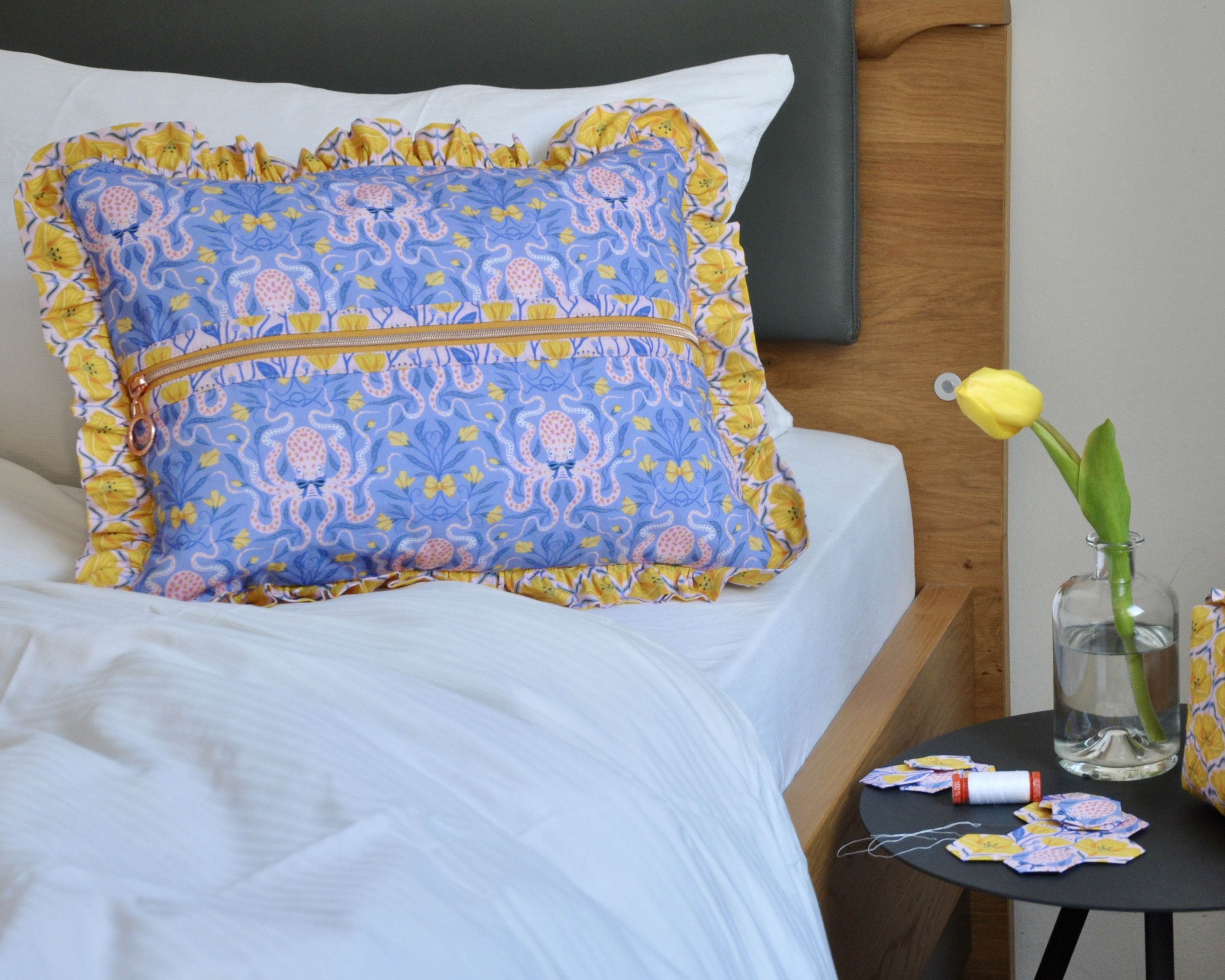 Bio Stoff  - Preppy Spring Octopus blau