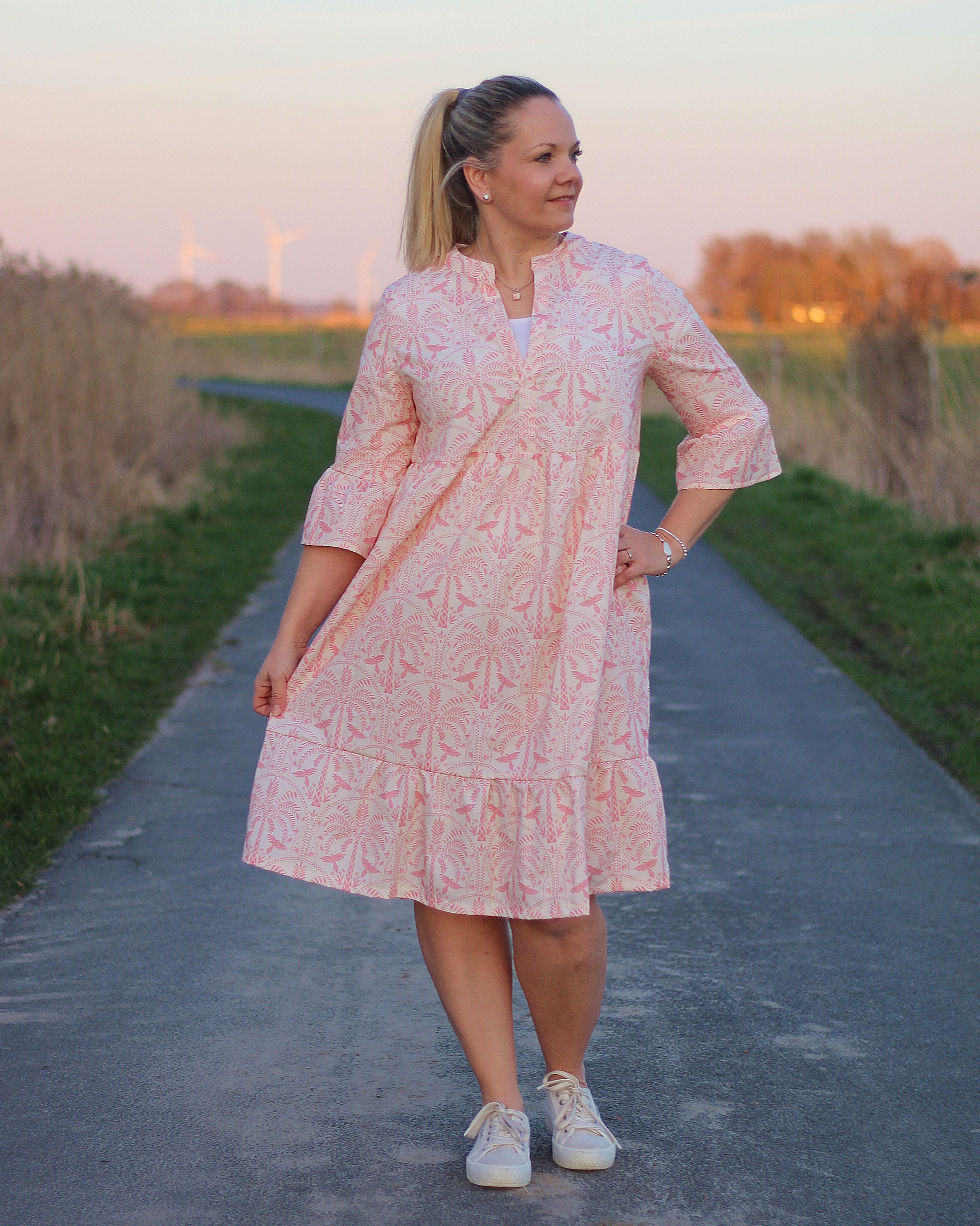 Bio Stoff  - Parrots and Palms pink