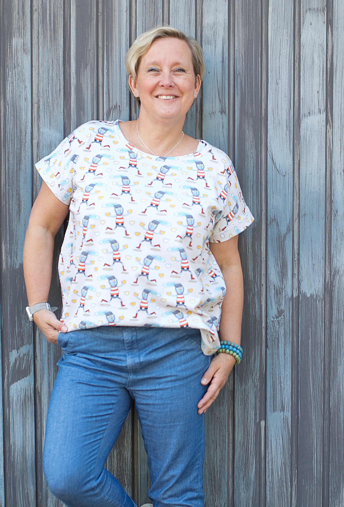 Bio Webware Stoff  -  Hermann Herzdieb  - Fummelhummel, Tiere, beige, 100% Bio-Baumwolle