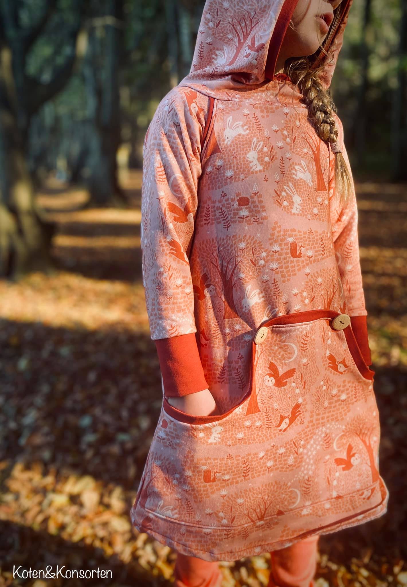 Bio Webware Stoff - Magical Forest - Bora, Bäume & Palmen, orange, Tiere, Wald, 100% Bio-Baumwolle Bio Webware Stoff - Magical Forest - Bora, Bäume & Palmen, orange, Tiere, Wald, 100% Bio-Baumwolle