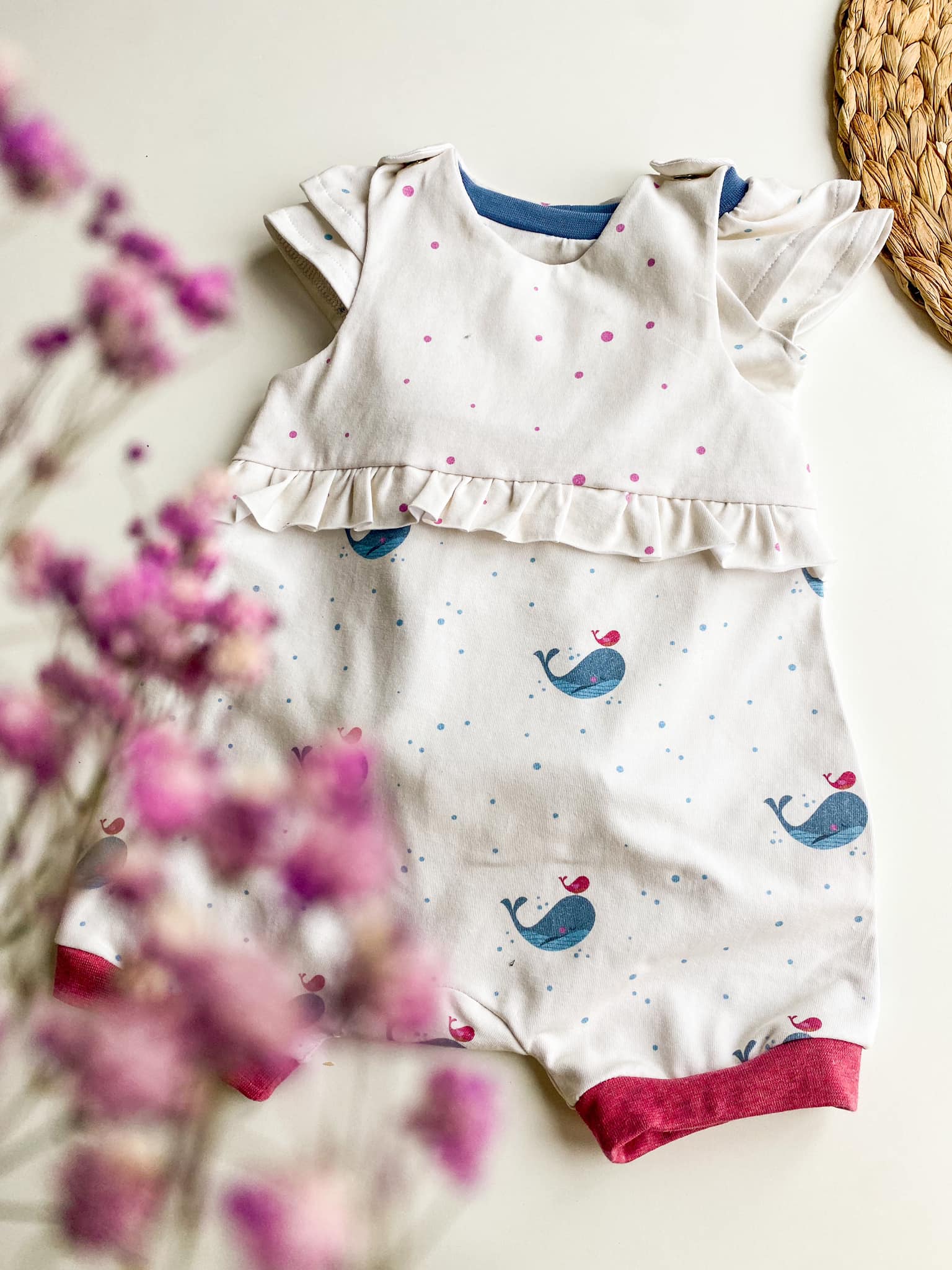 Scuba Stoff  -  Blubber  - LisaSanders, creme, Punkte, blau, Breite 150 cm