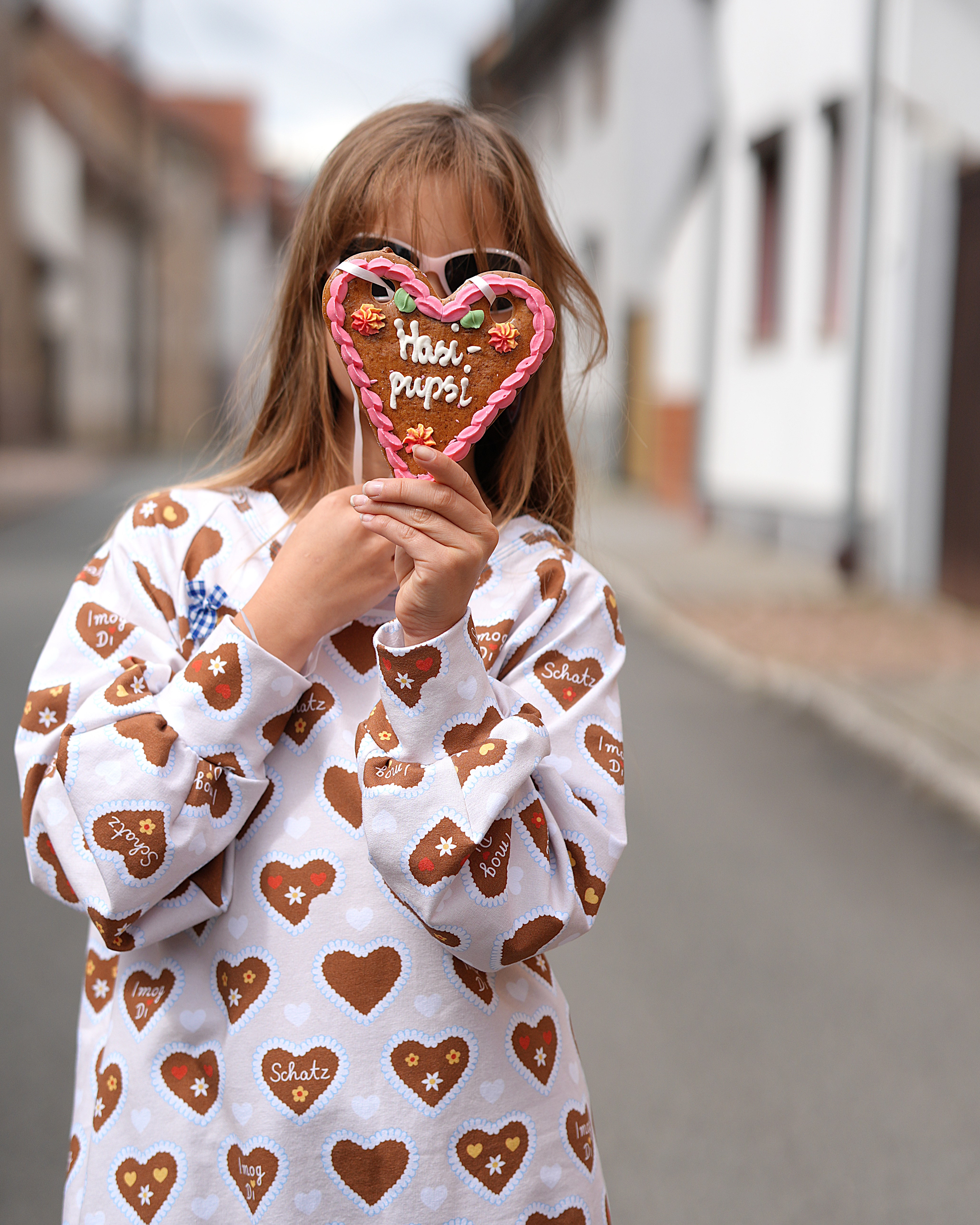 Organic fabric  - Süßer Gruß von der Wiesn cream