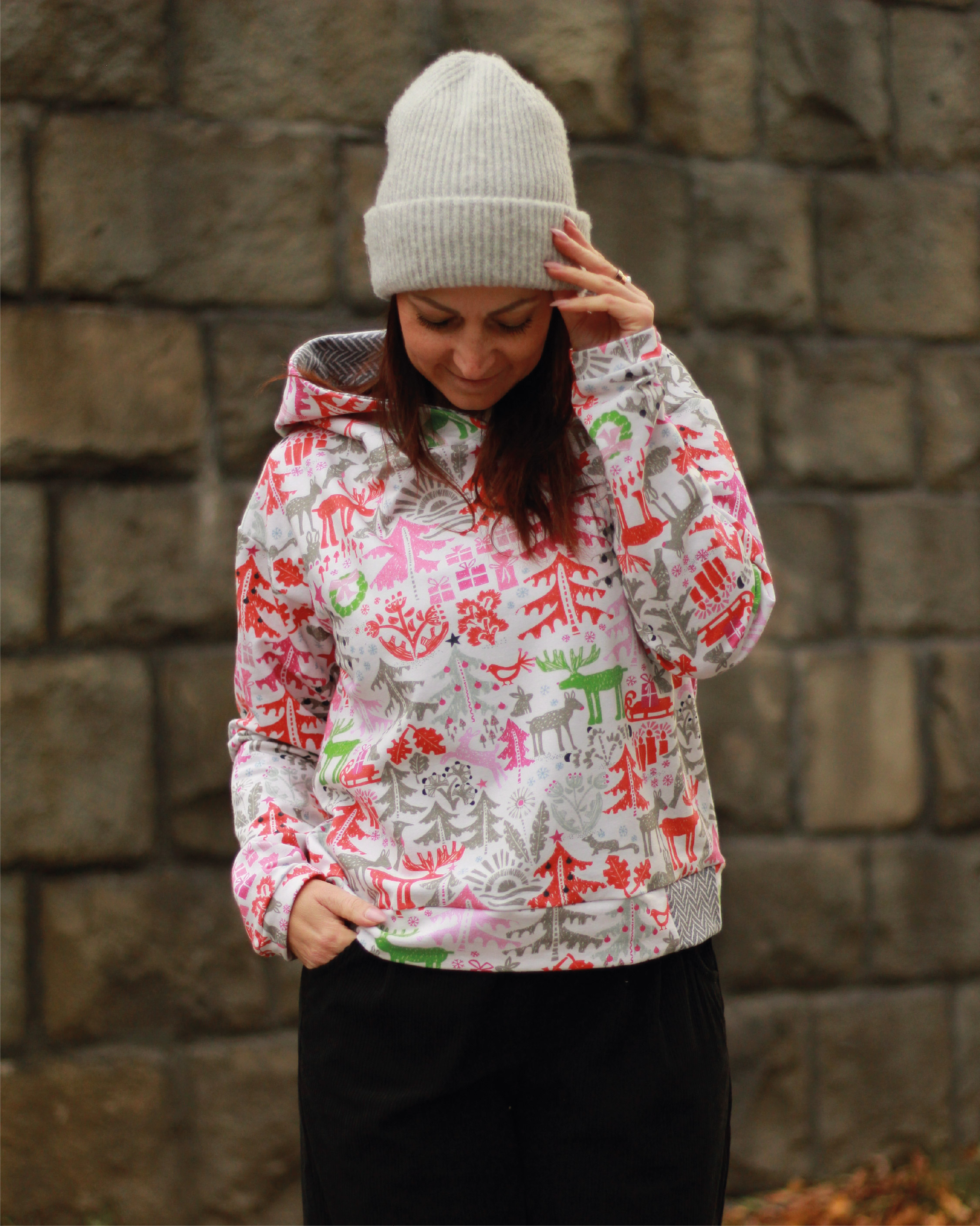 Bio Stoff - Colorful Christmas Winter Forest 