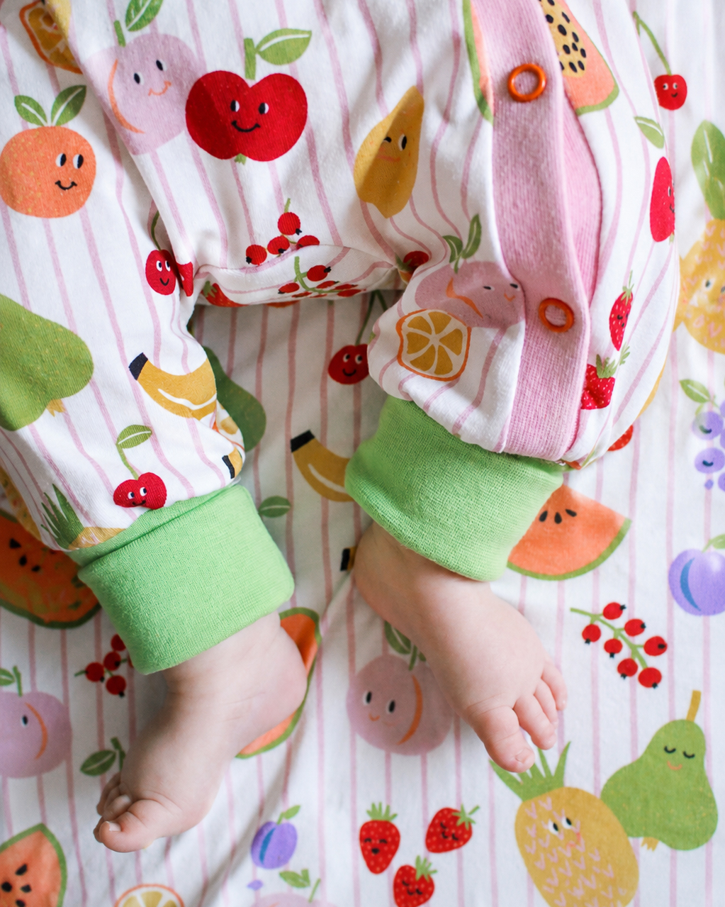 Organic fabric - Happy Fruit