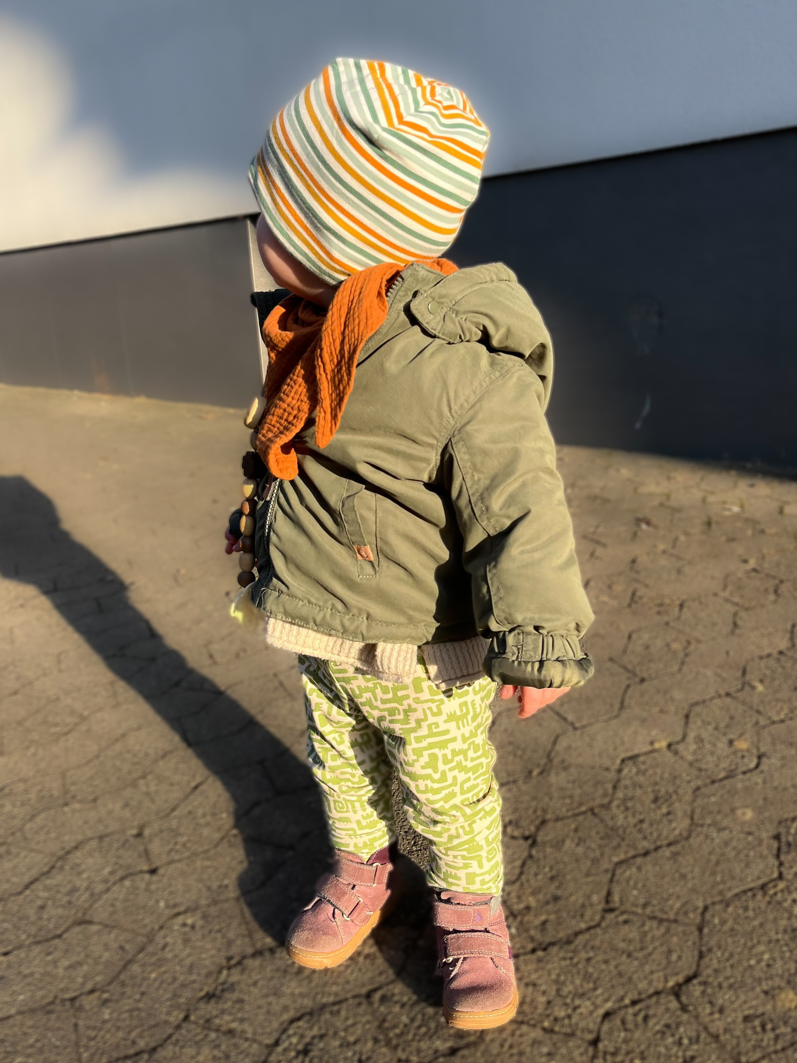 Bio Stoff - Groovy Shapes Crocodile Vibes Small green, beige