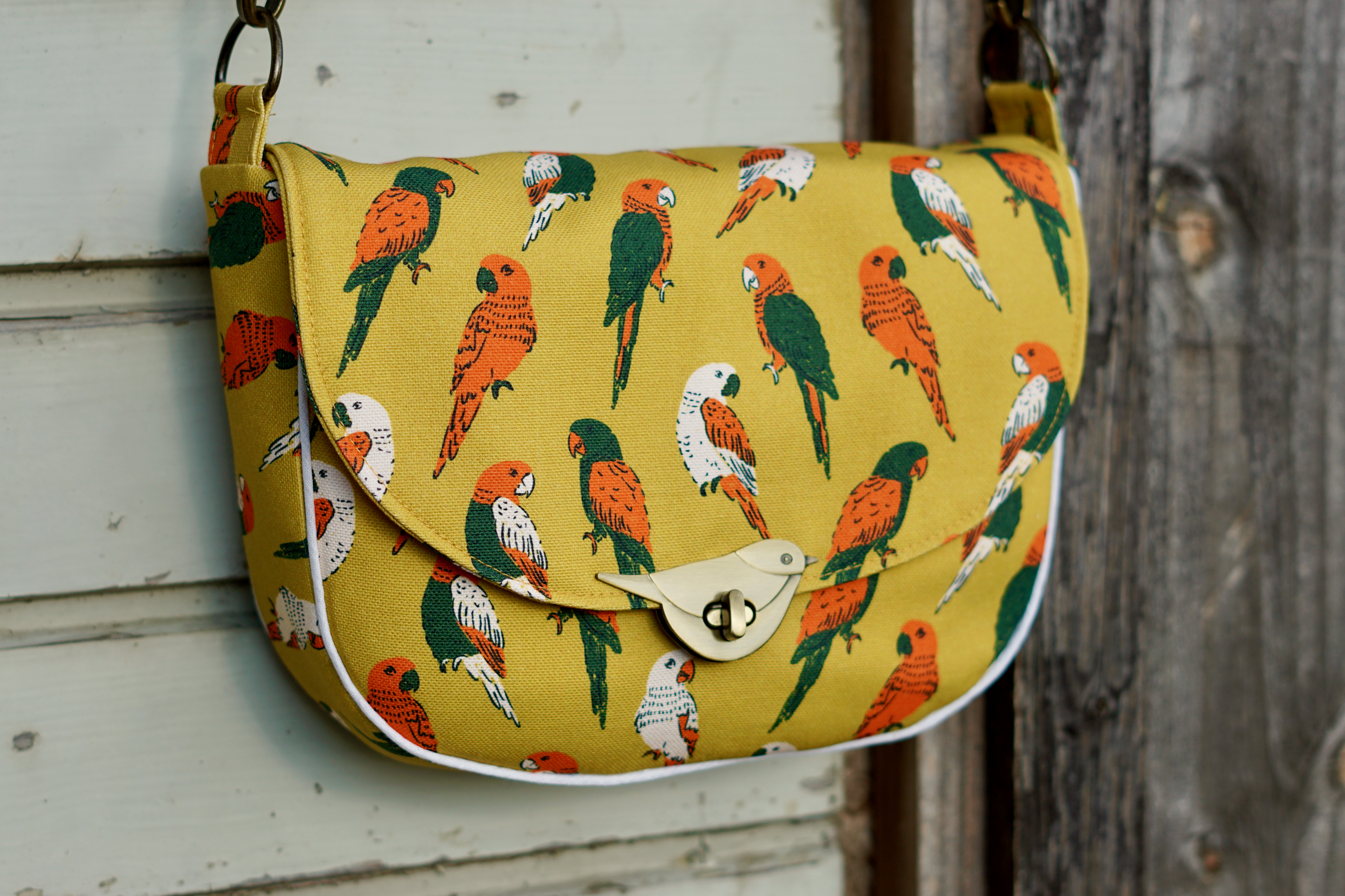 Organic fabric  -  Parrot Parade