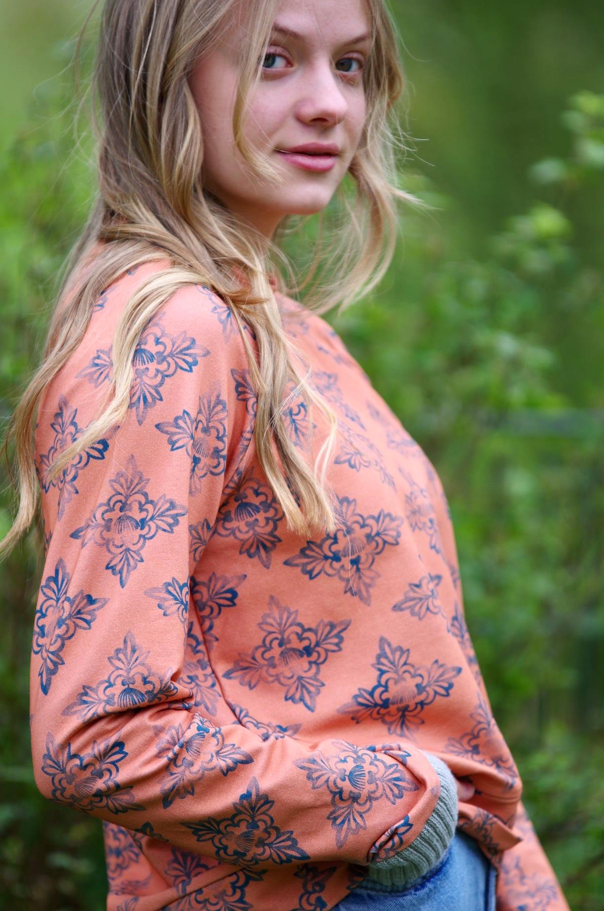 Bio Webware Stoff  -  Hawaiian Breeze Mosaic rost  - LilleSelection, Floral & Blumen, Frühling, Sommer, orange, 100% Bio-Baumwolle