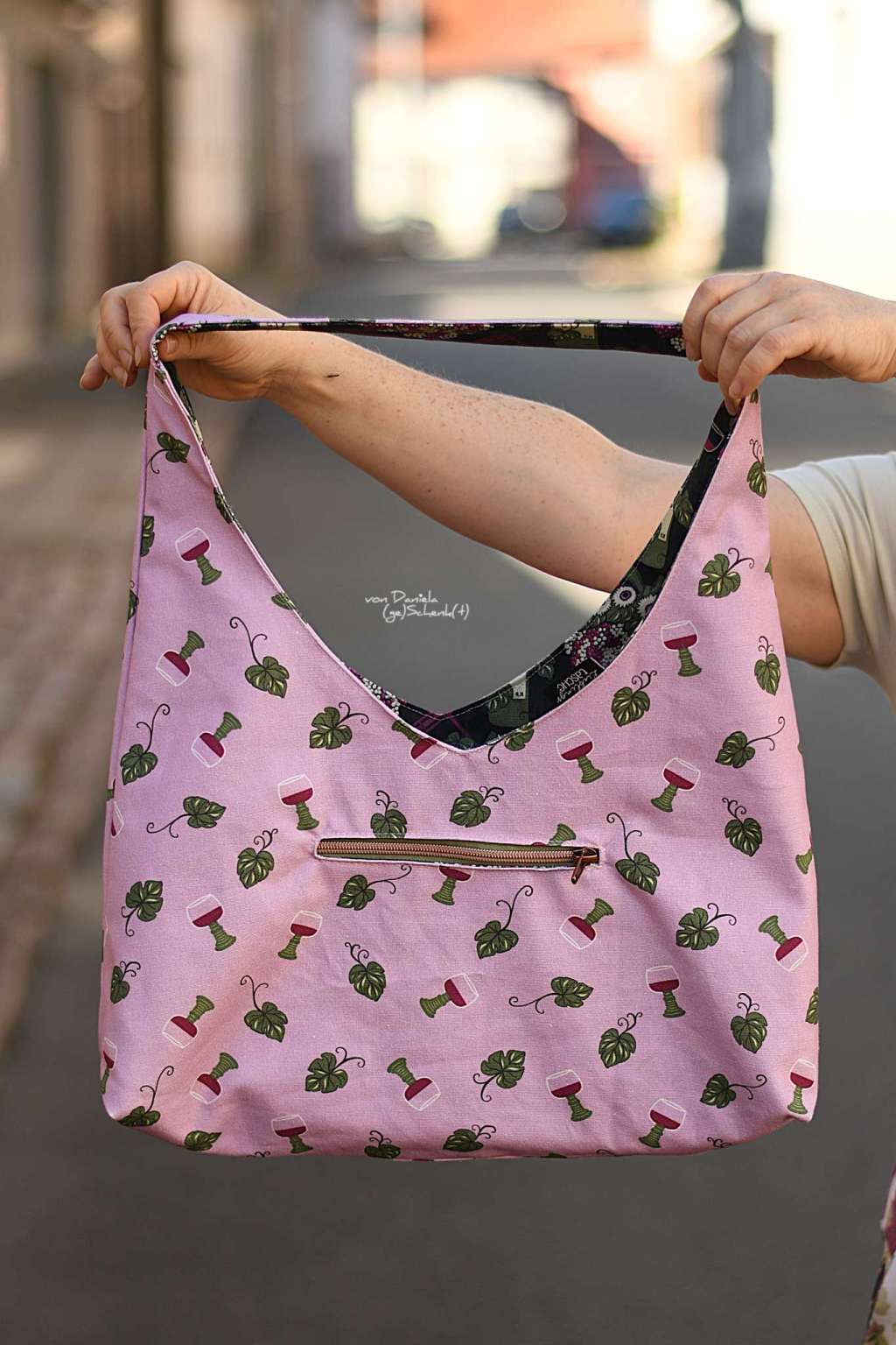 Bio Fabric - Kirbe Karo Bordeaux by Alexandra Weise in bordeaux