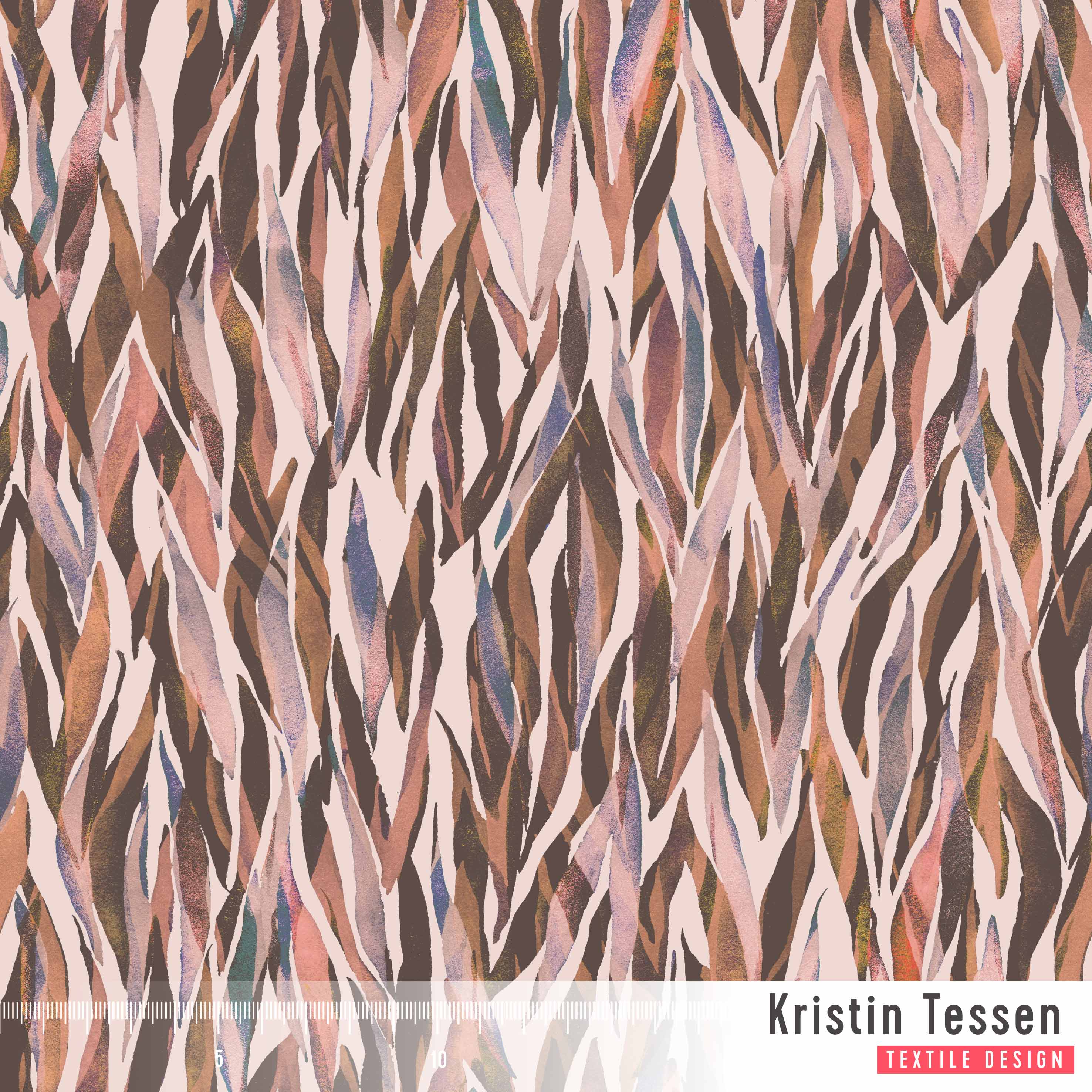 Bio Stoff - Abstract Animal Lines Desert von Kristin Tessen in beige