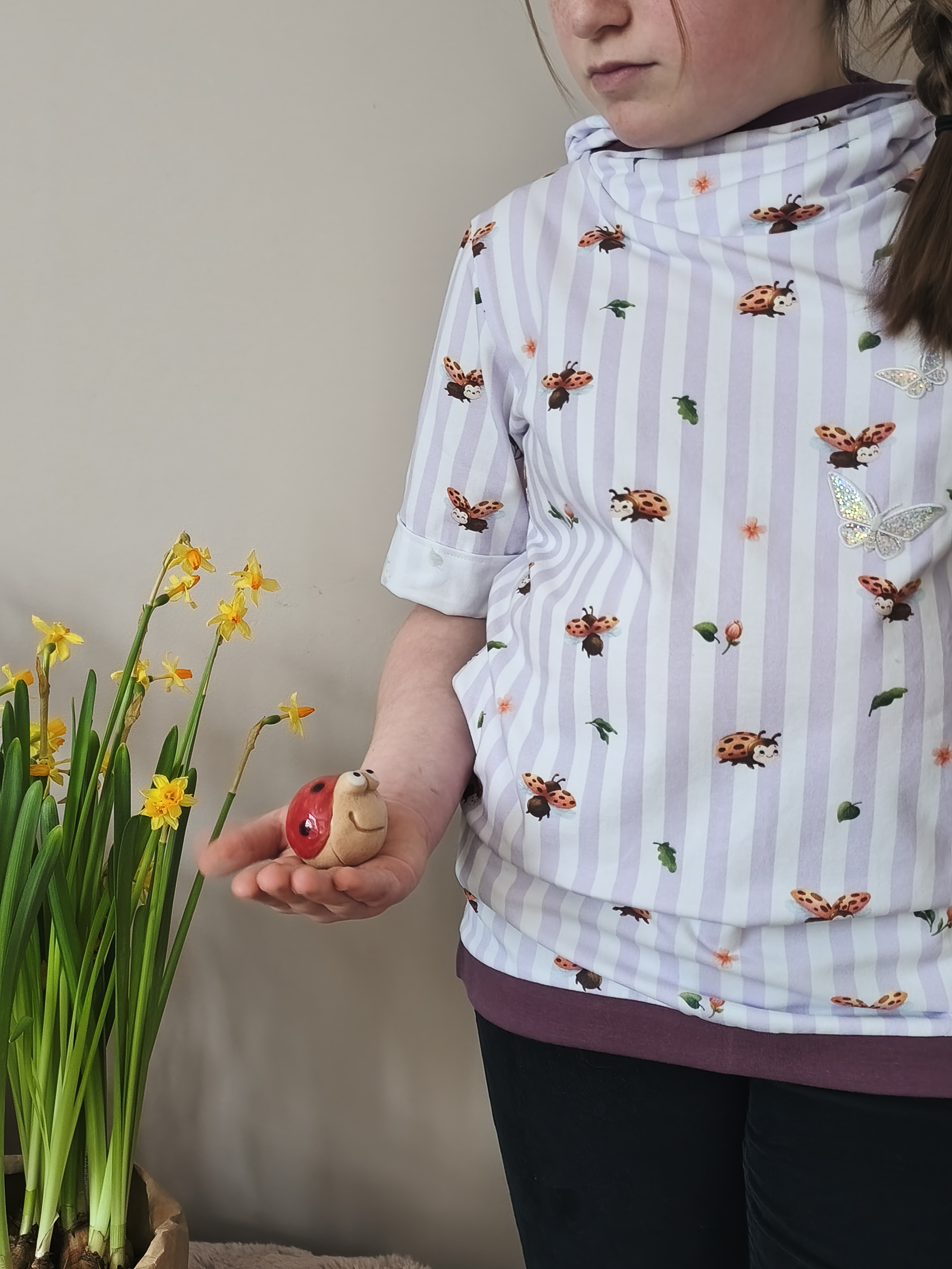 Organic fabric  -  Schnecken und Raupen Stripes lilac