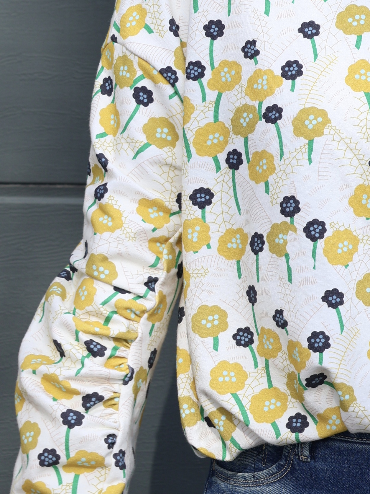 Bio Webware Stoff  -  Meadow Flowers by Day  - Annick, Floral & Blumen, Abstrakt, gelb, 100% Bio-Baumwolle