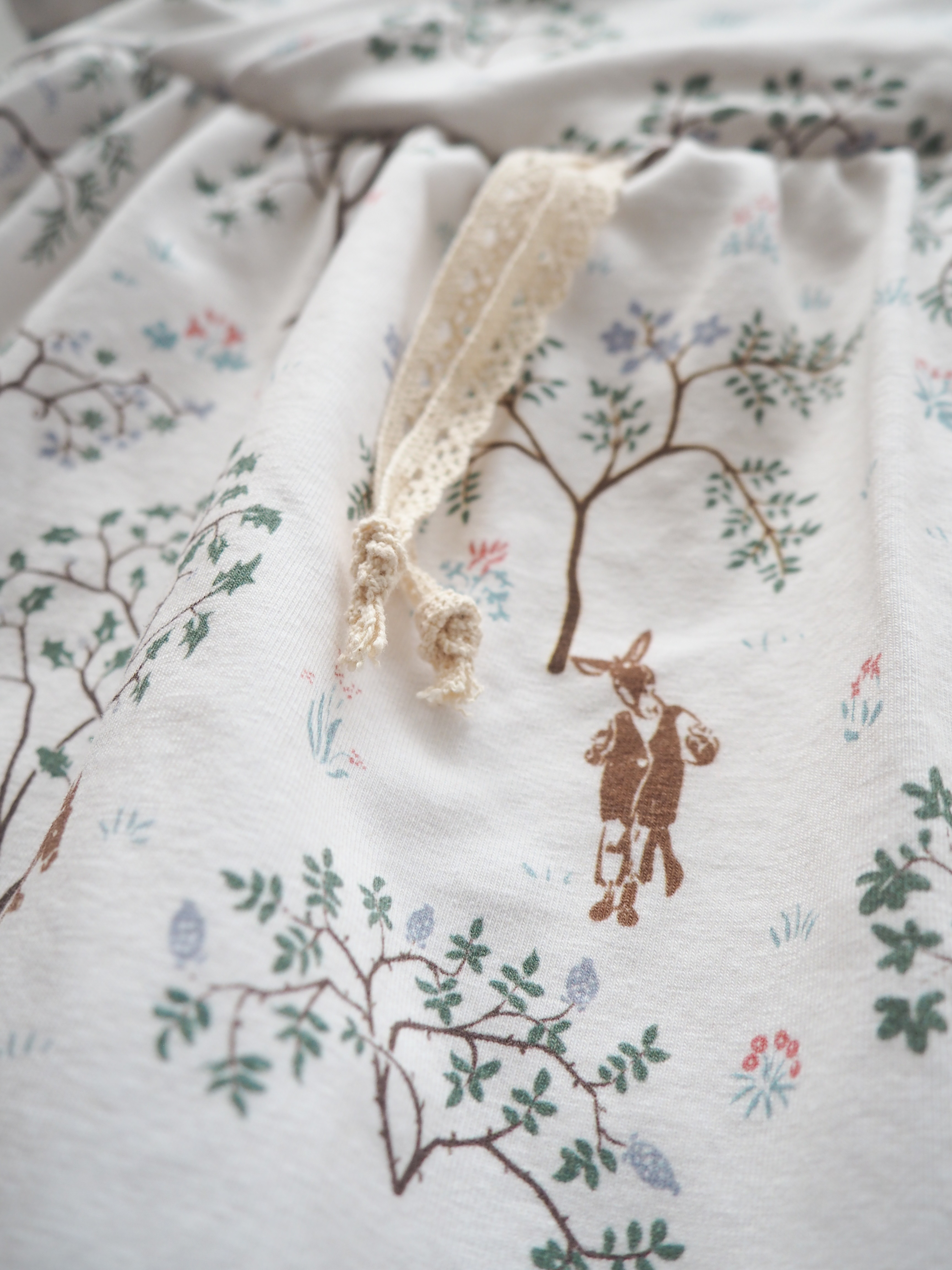 Bio Stoff  -  Botanical Cottage Landscape