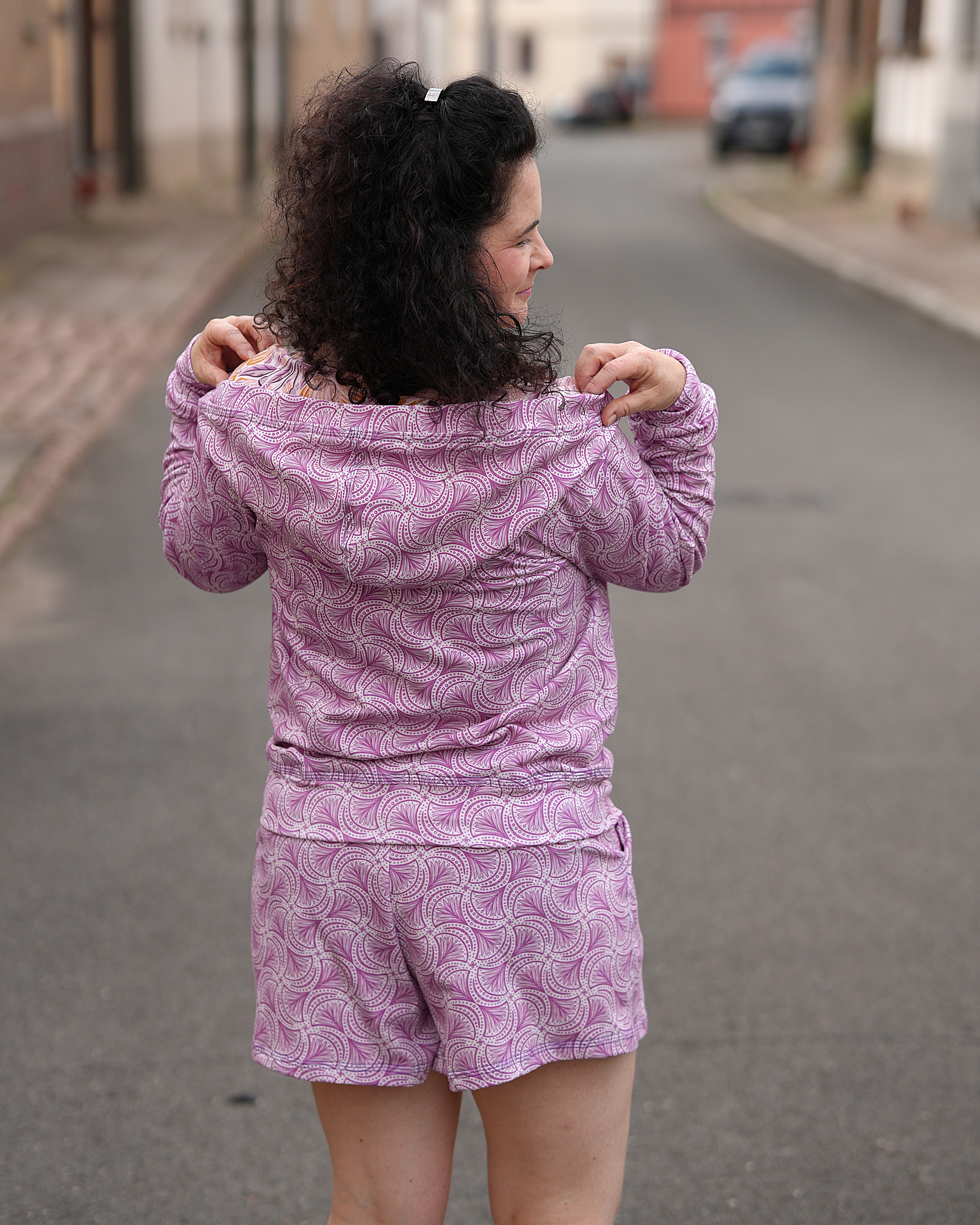 Organic fabric - Petite Broderie violett