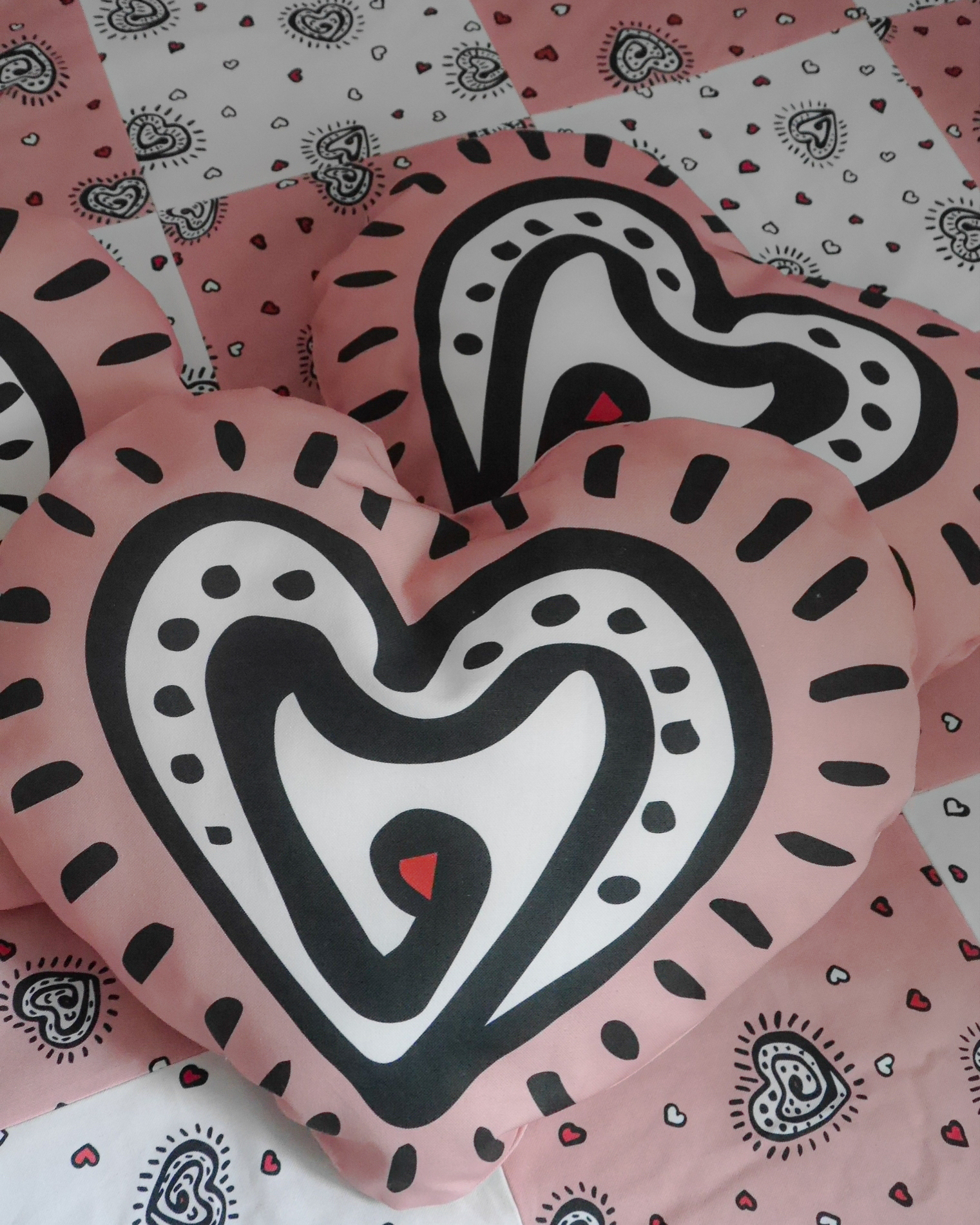 Bio Stoff  - Beating Hearts Kissen 150cm Panel creme