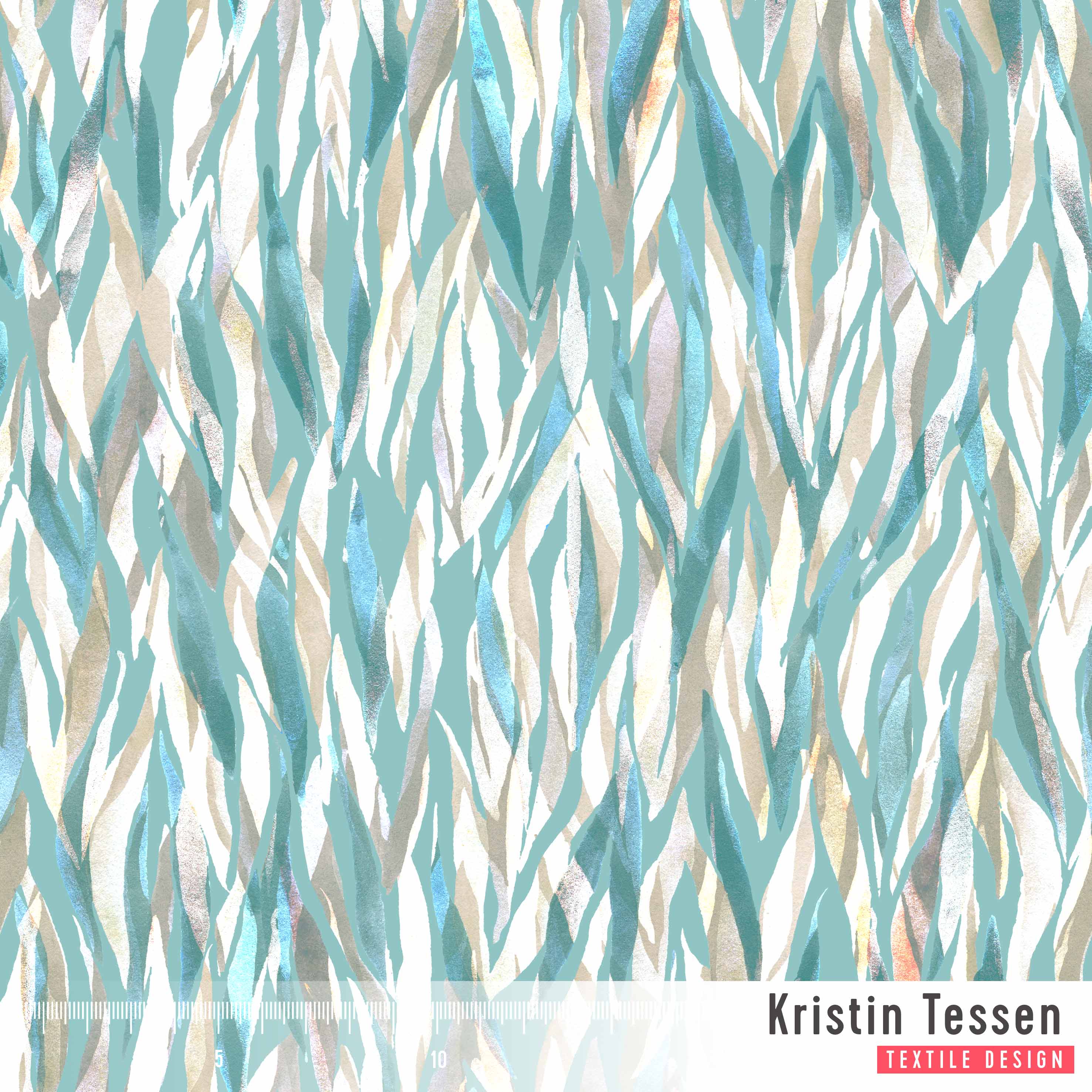 Bio Stoff - Abstract Animal Lines Swimmingpool von Kristin Tessen in türkis
