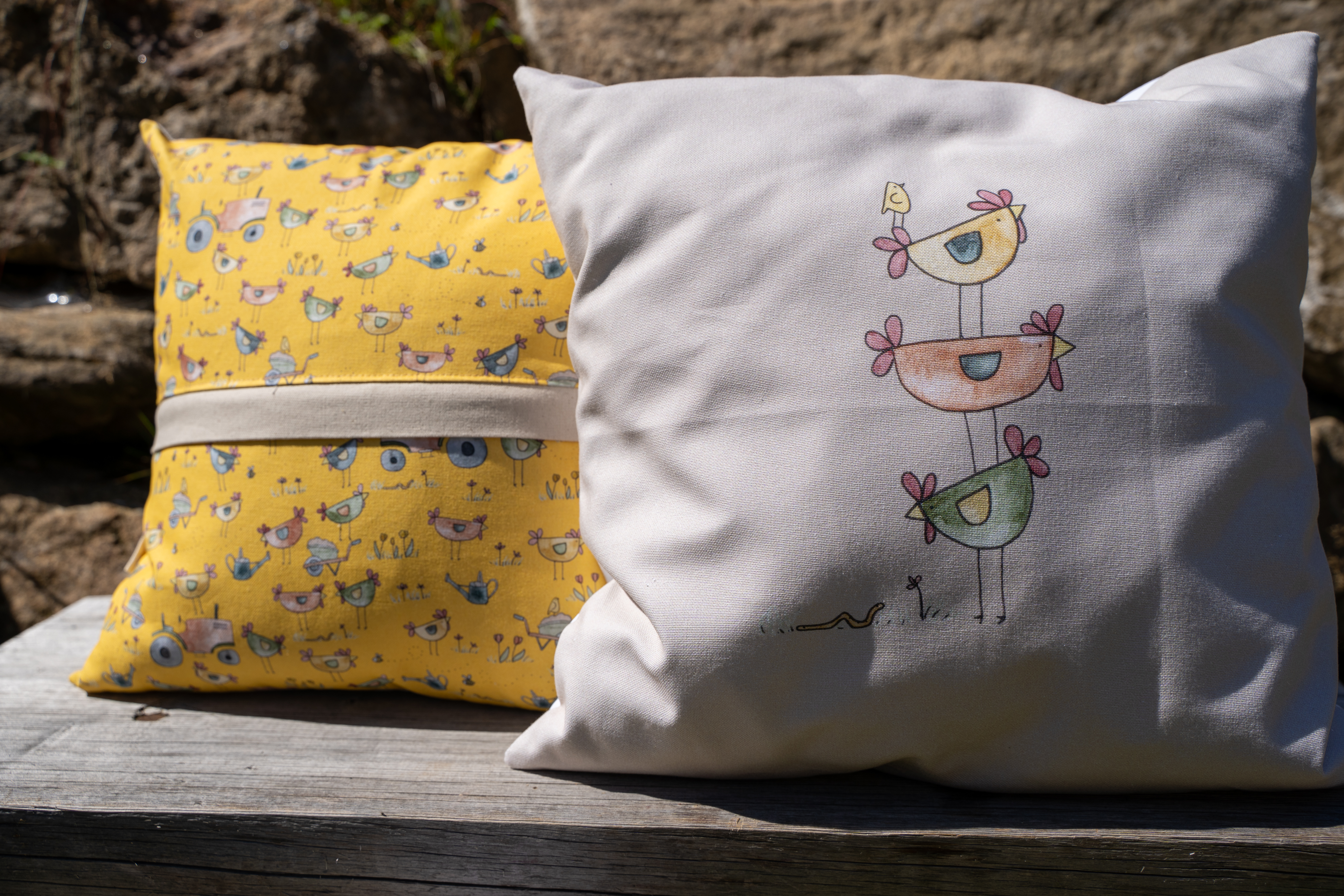 Bio Stoff - 1,0m Panel Hühnergegacker beige