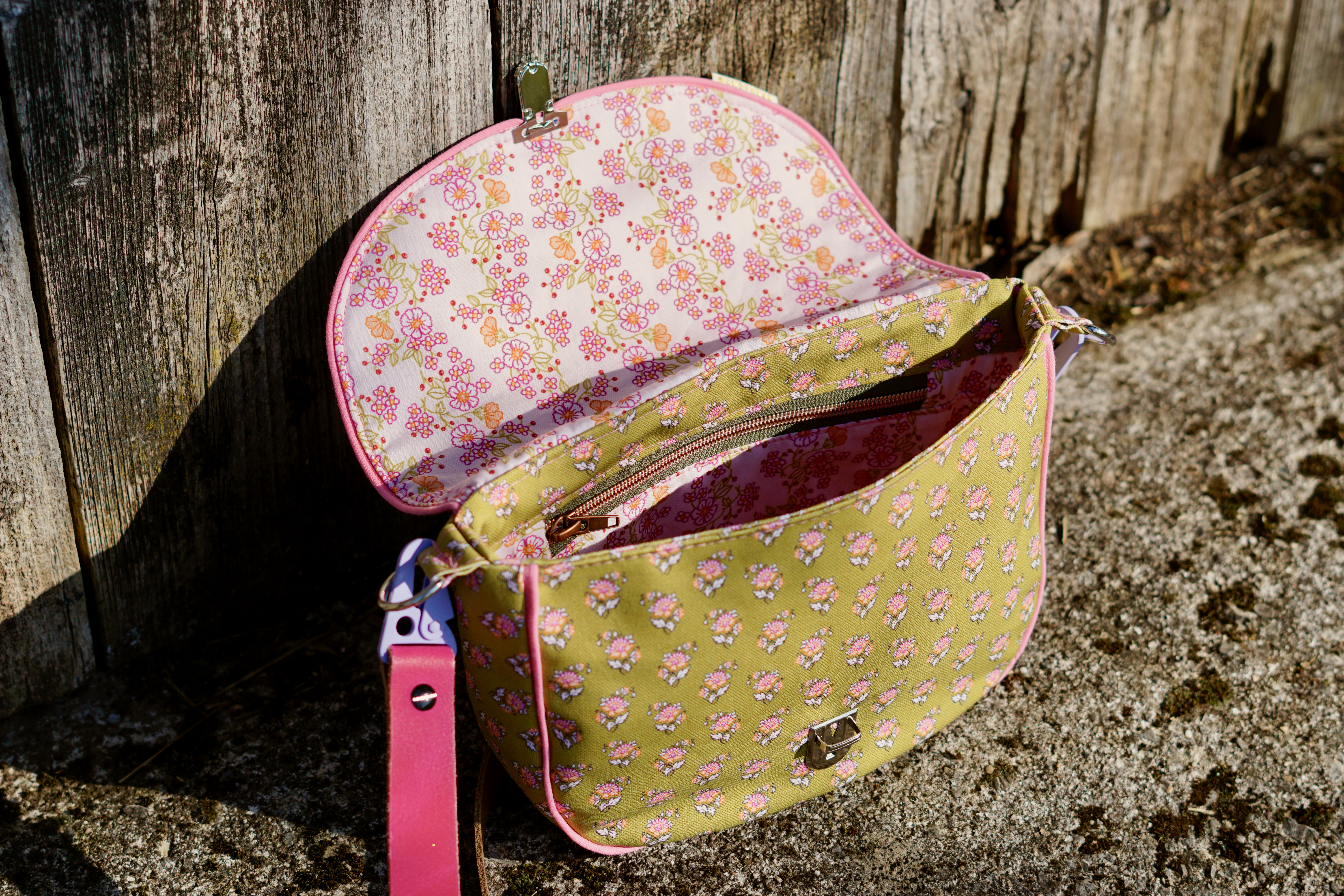 Bio Stoff  - Frühlingsfolklore Kleines Bouquet