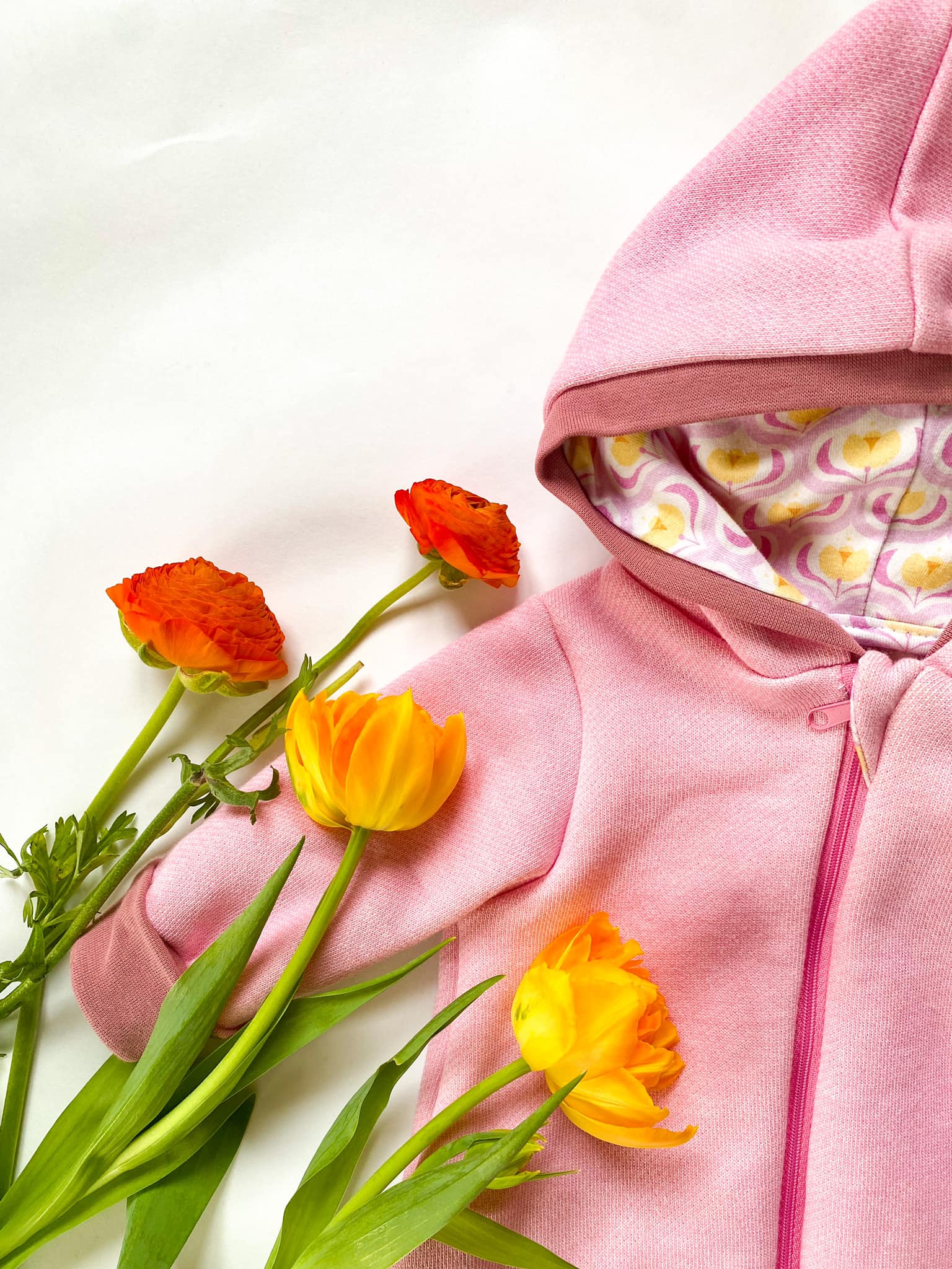 Bio Webware Stoff  -  Blumenliebe  - LisaSanders, Floral & Blumen, rosa, Frühling, Sommer, Ornamente, 100% Bio-Baumwolle