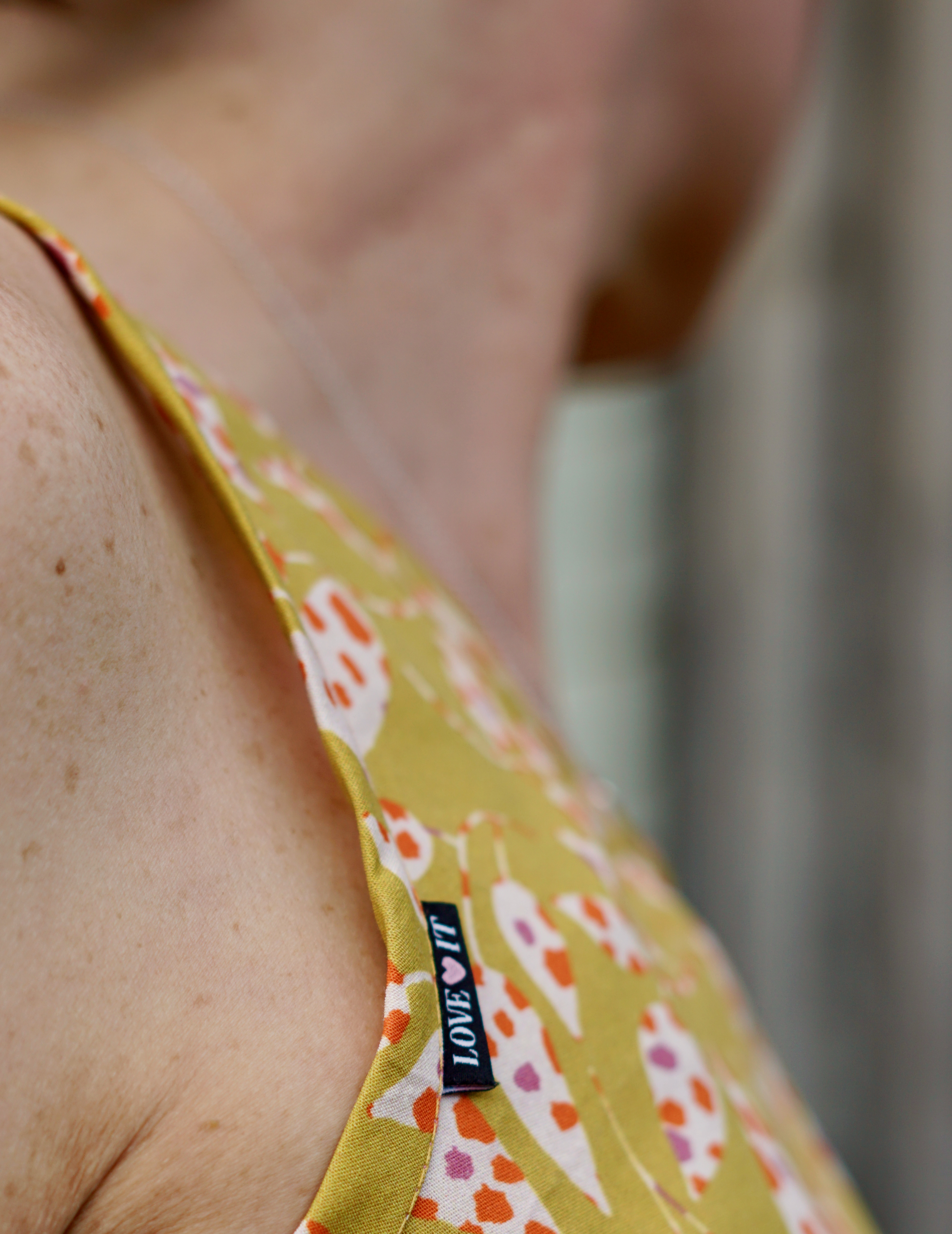 Organic fabric  -  Leopard Leaves mustard