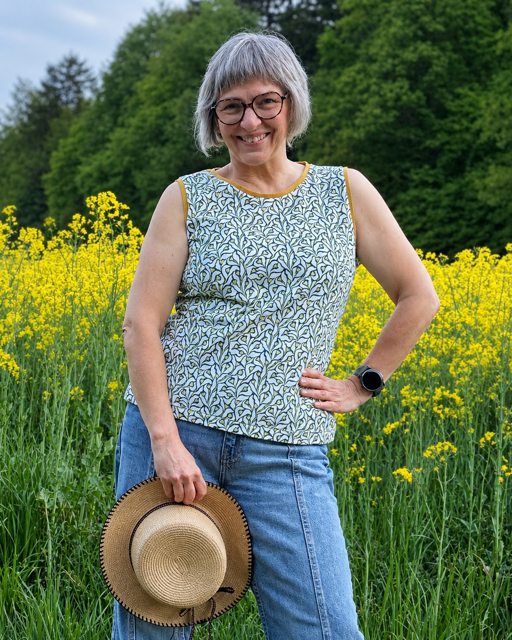 Organic fabric - Sommergold Herzblumen yellow