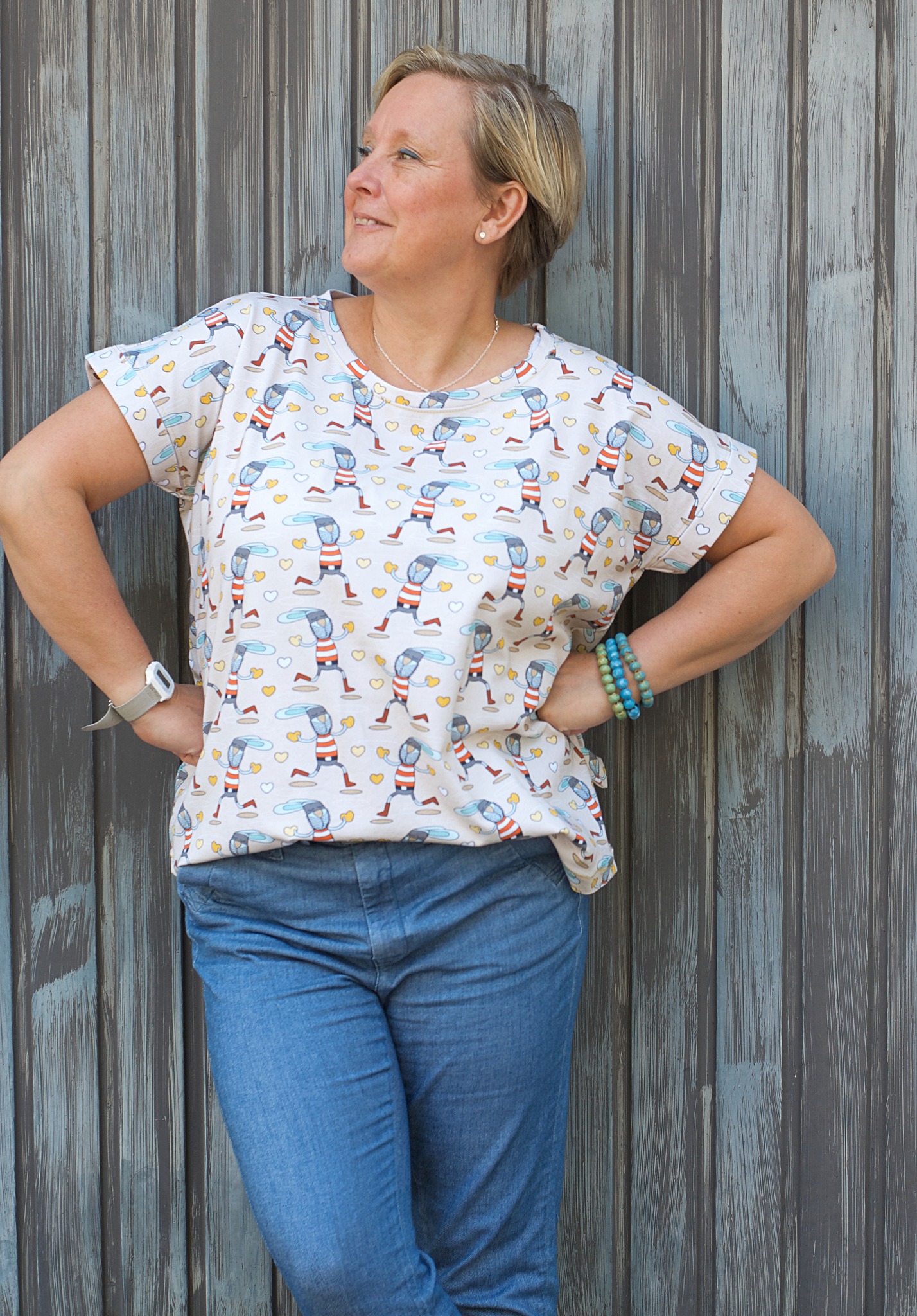 Bio Webware Stoff  -  Hermann Herzdieb  - Fummelhummel, Tiere, beige, 100% Bio-Baumwolle